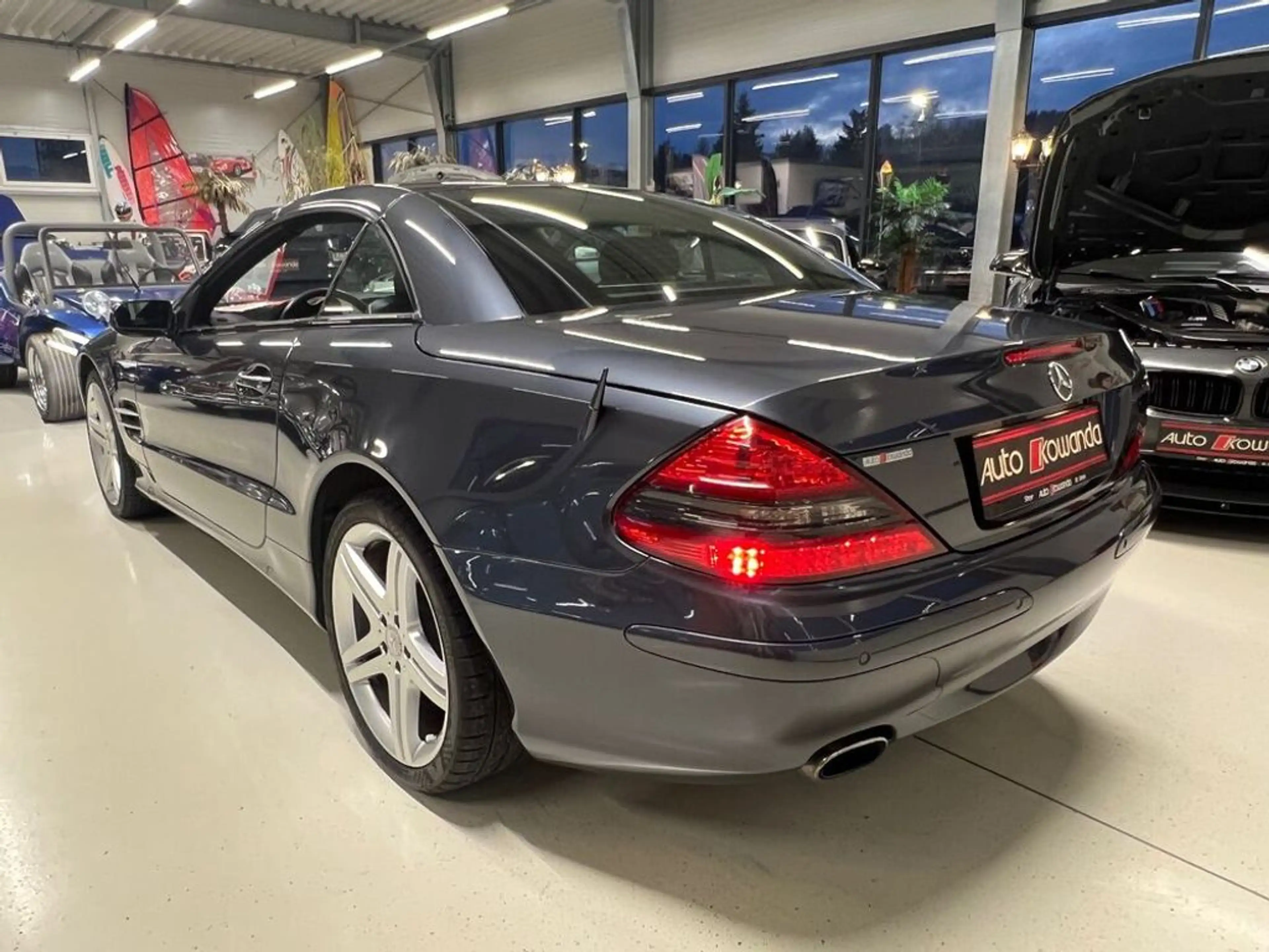 Mercedes-Benz SL 350 -Facelift *Top Ausstattung* — photo 11