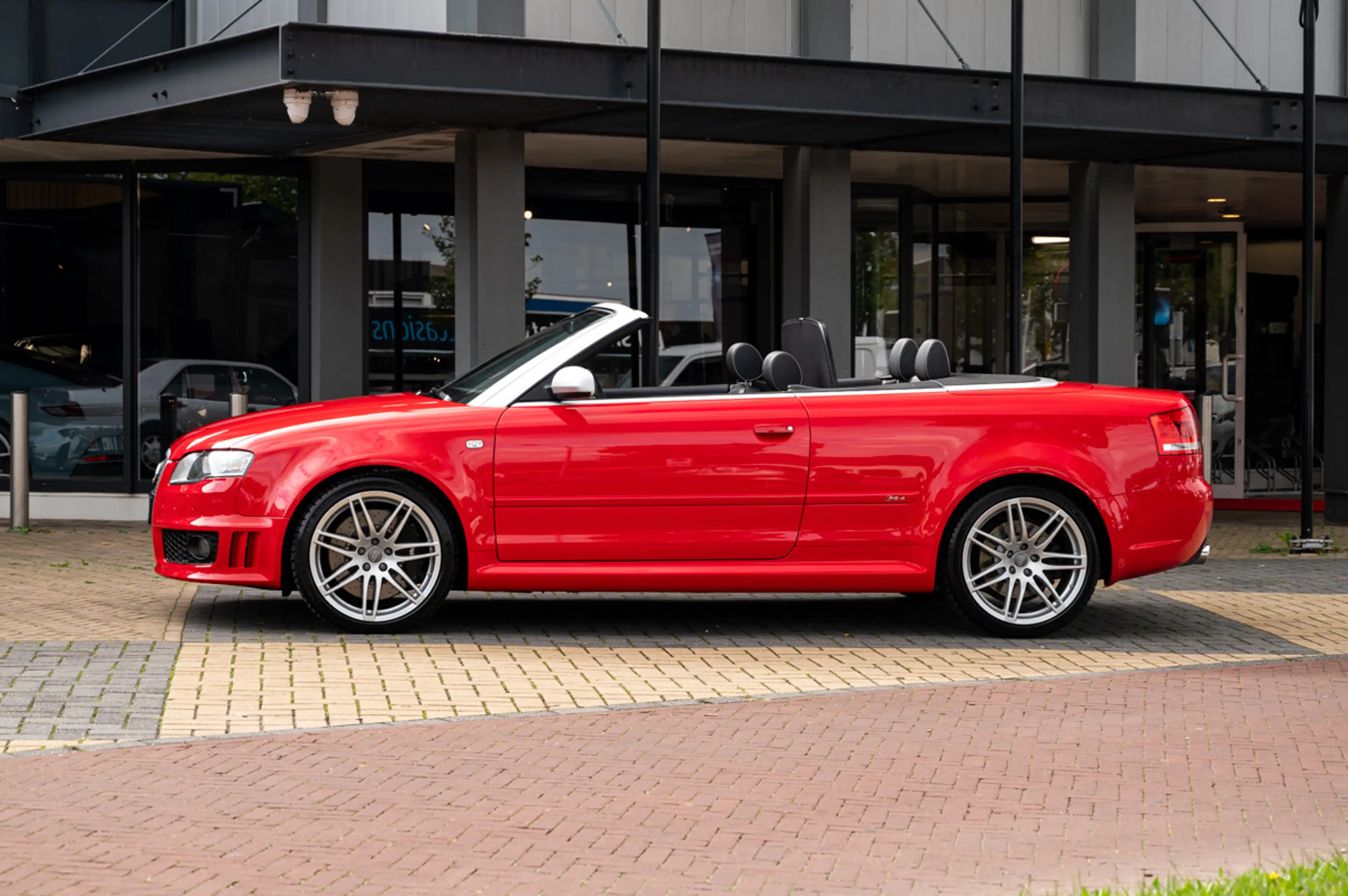 Audi RS4 4.2 QUATTRO CABRIOLET B7 — photo 2