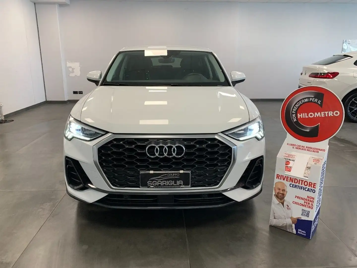 Audi Q3 SPB Sportback 35 TDI S tronic Full Optional Blanc - 2