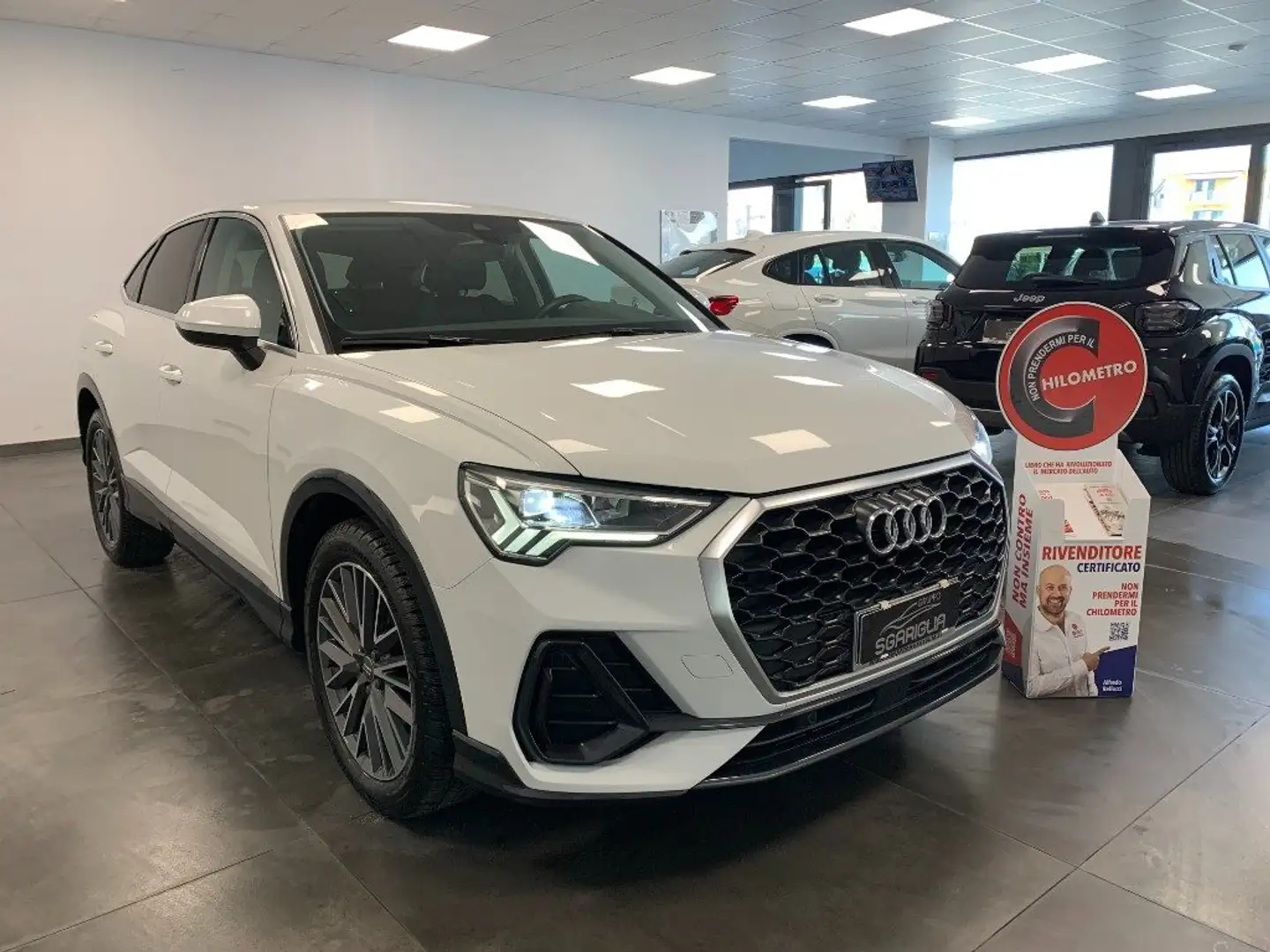 Audi Q3 SPB Sportback 35 TDI S tronic Full Optional Blanc - 1