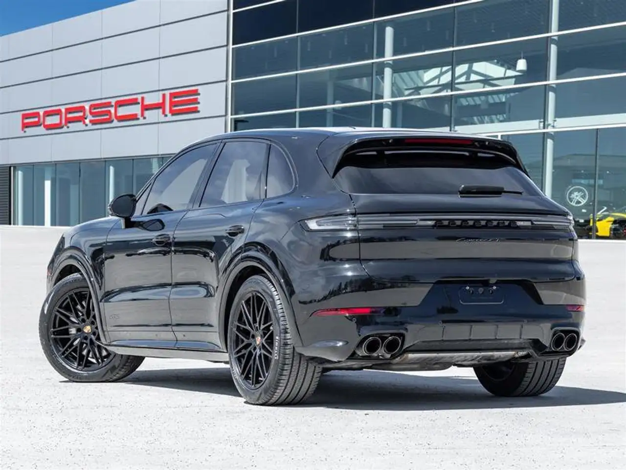 Porsche Cayenne снимка Porsche Cayenne