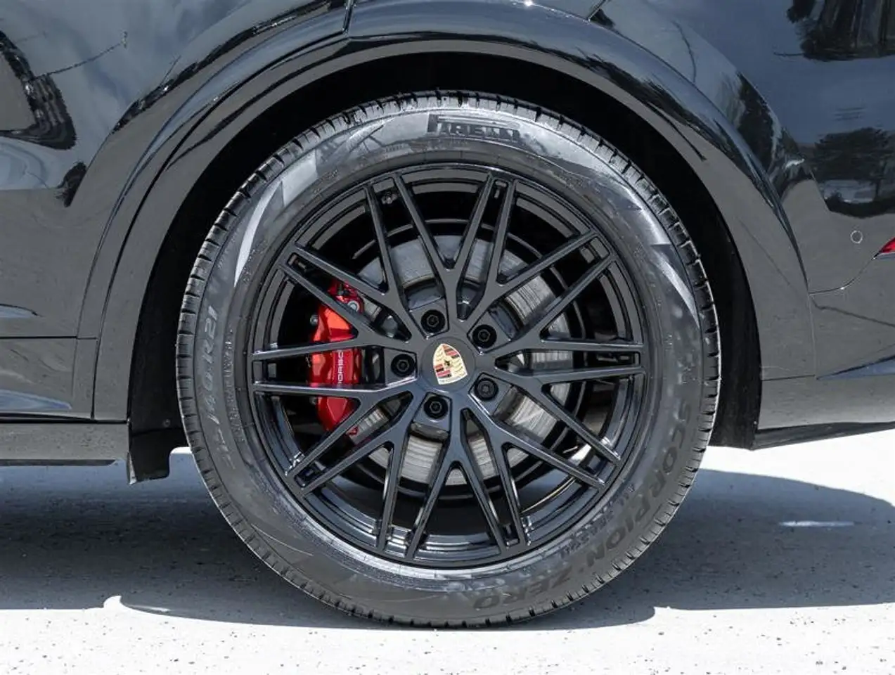 Porsche Cayenne снимка Porsche Cayenne
