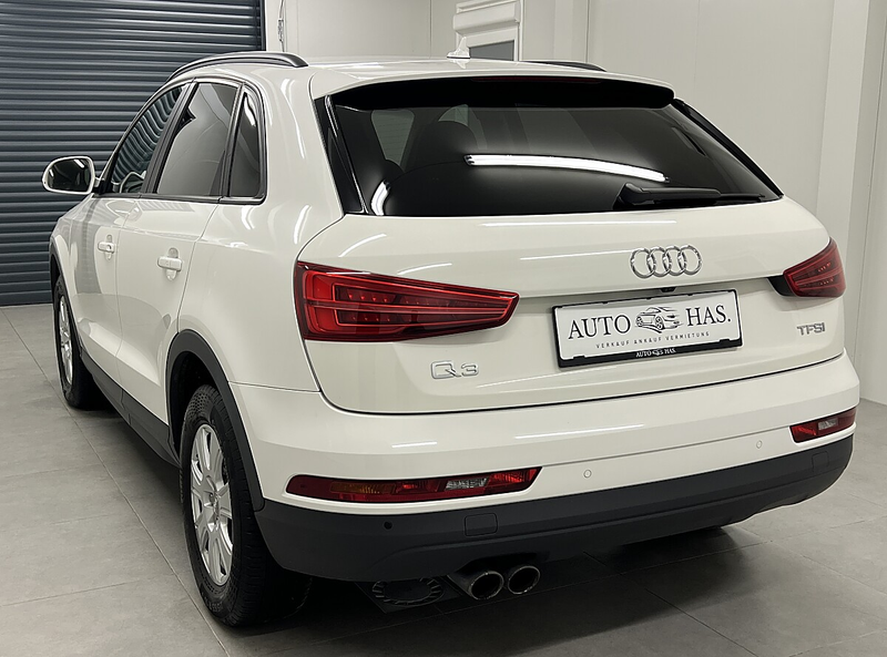 Audi Q3 35 TFSI S-tronic *AHK*Tempomat* — photo 8