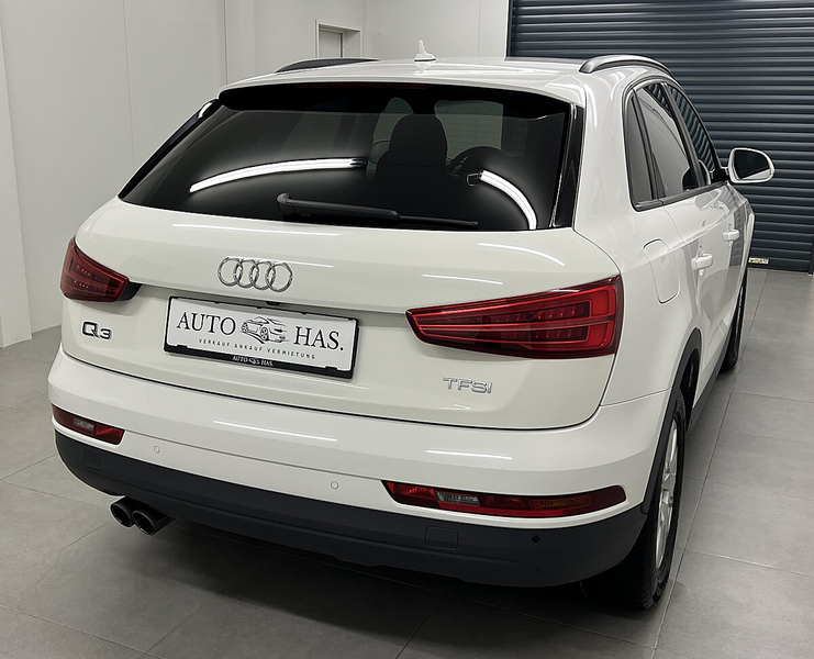 Audi Q3 35 TFSI S-tronic *AHK*Tempomat* — photo 5