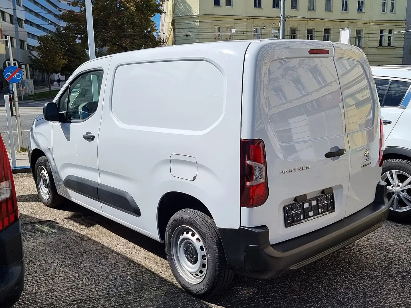 Peugeot Partner Partner Standard BlueHDi 100 S&S Euro 6b erh. N... Weiß - 2