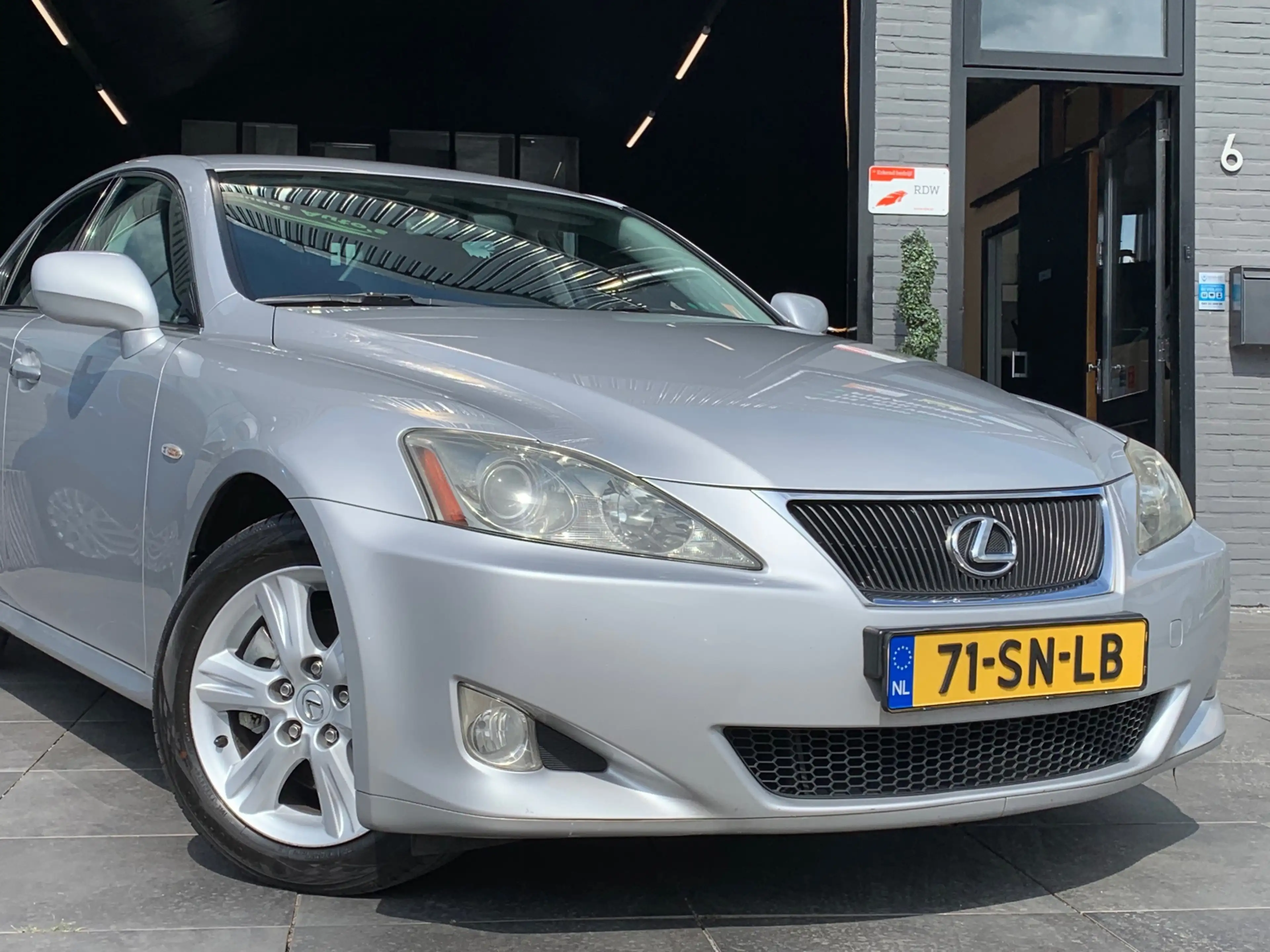 Lexus IS 250 Business|1e eig|NAP|Dealer OH|PDC|Airco|Cruise — photo 3