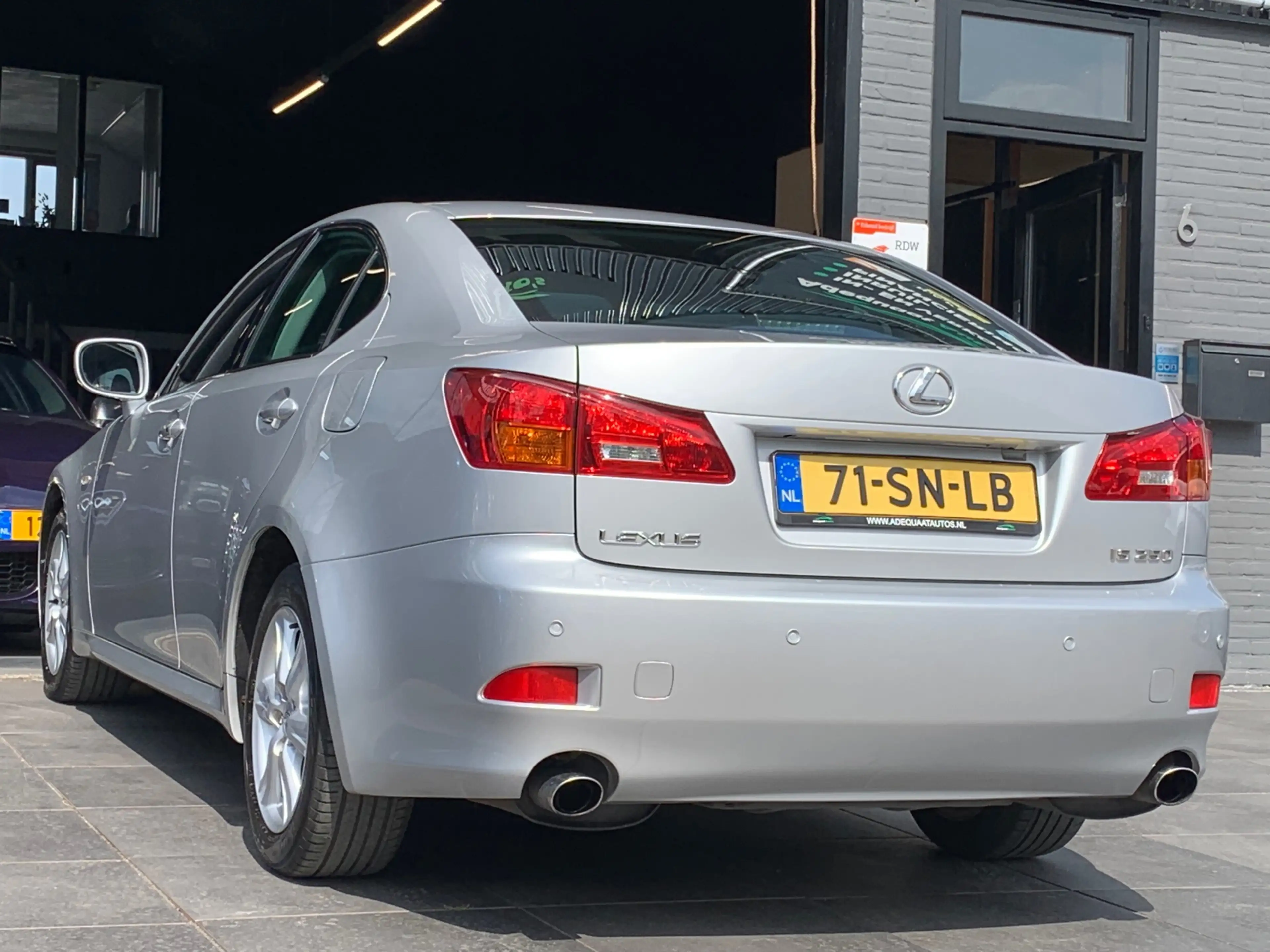 Lexus IS 250 Business|1e eig|NAP|Dealer OH|PDC|Airco|Cruise — photo 8