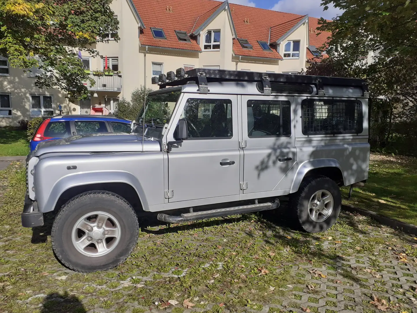 Land Rover Defender Defender 110 Silber - 2