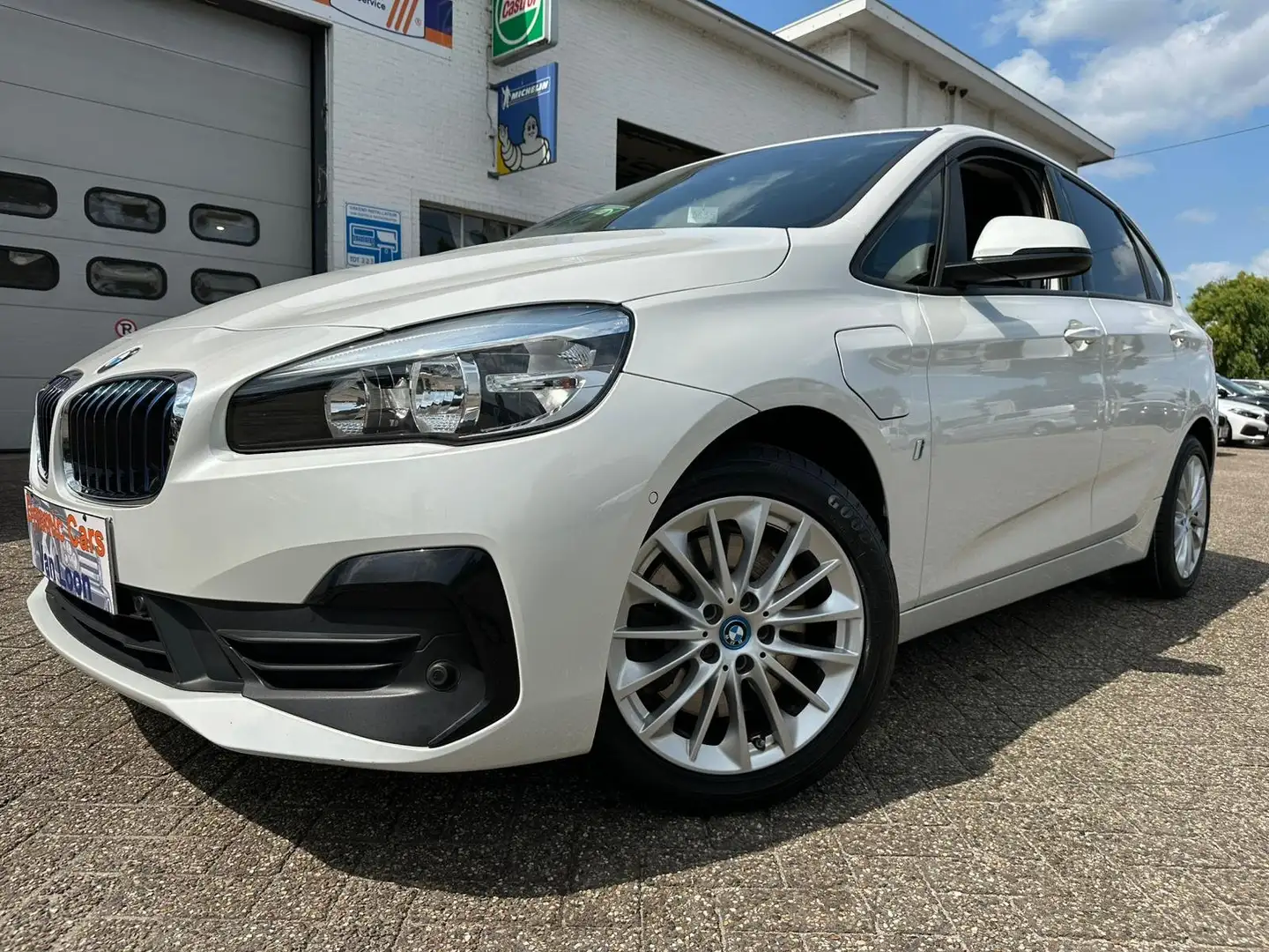 BMW 225 225xe iPerformance Active Tourer, Aut,StoelVerw. Weiß - 1