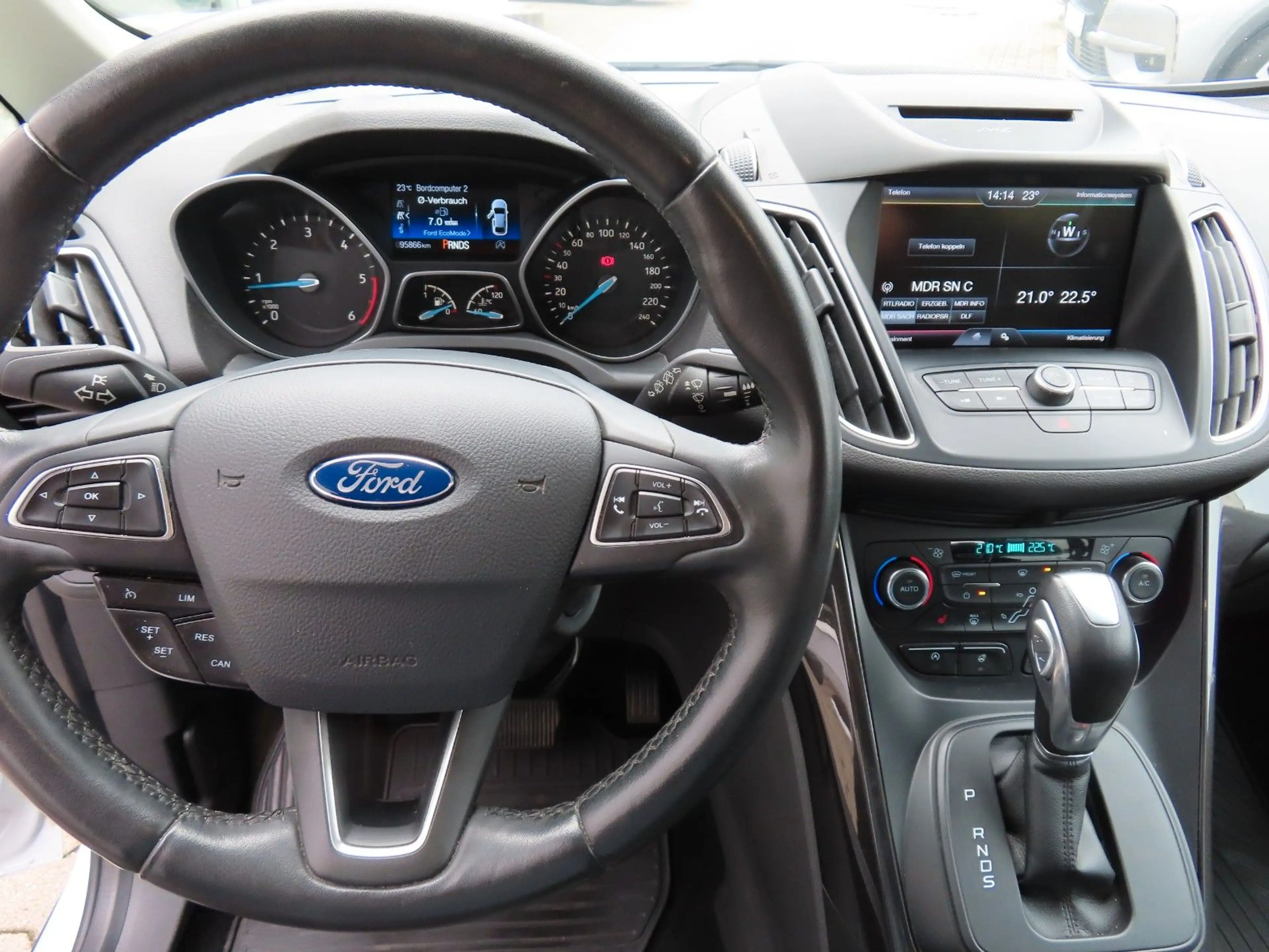 Ford Grand C-Max Grand C-MAX Titanium*Kamera*Sitzheizung*Automat — photo 11