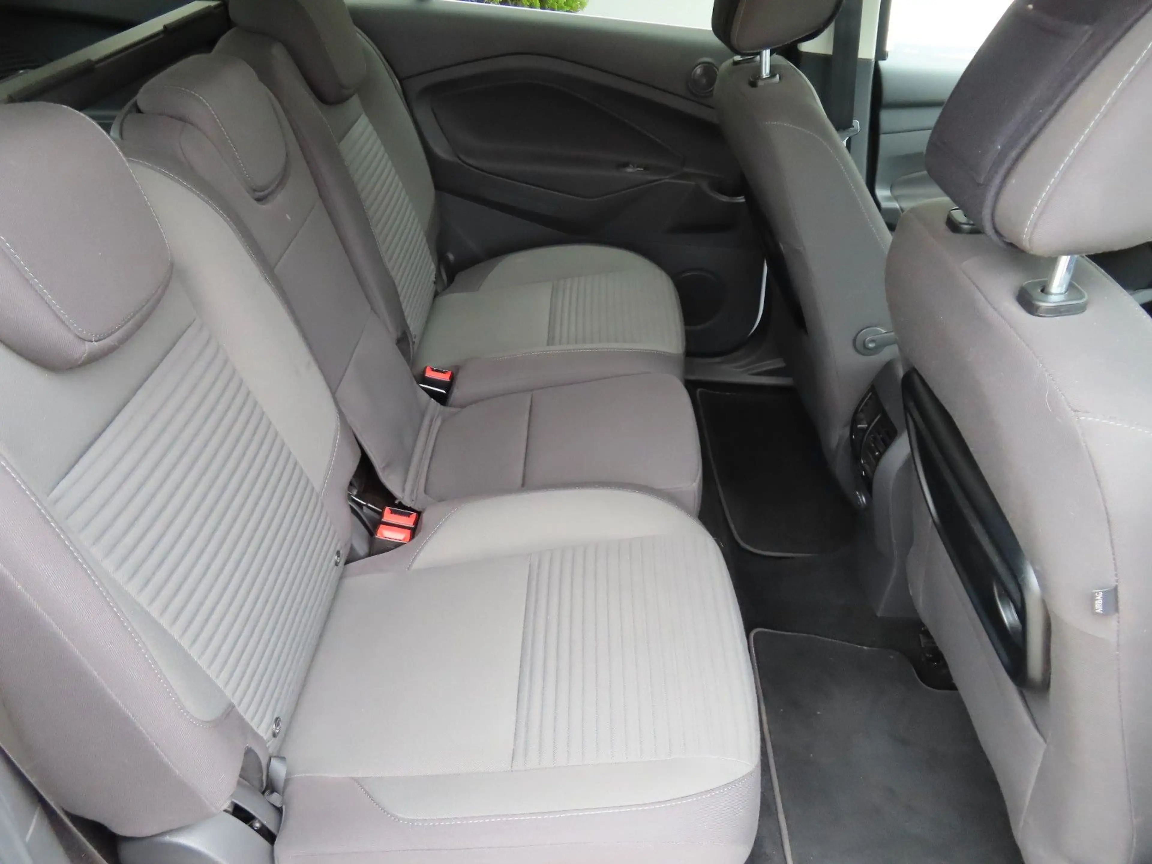 Ford Grand C-Max Grand C-MAX Titanium*Kamera*Sitzheizung*Automat — photo 14