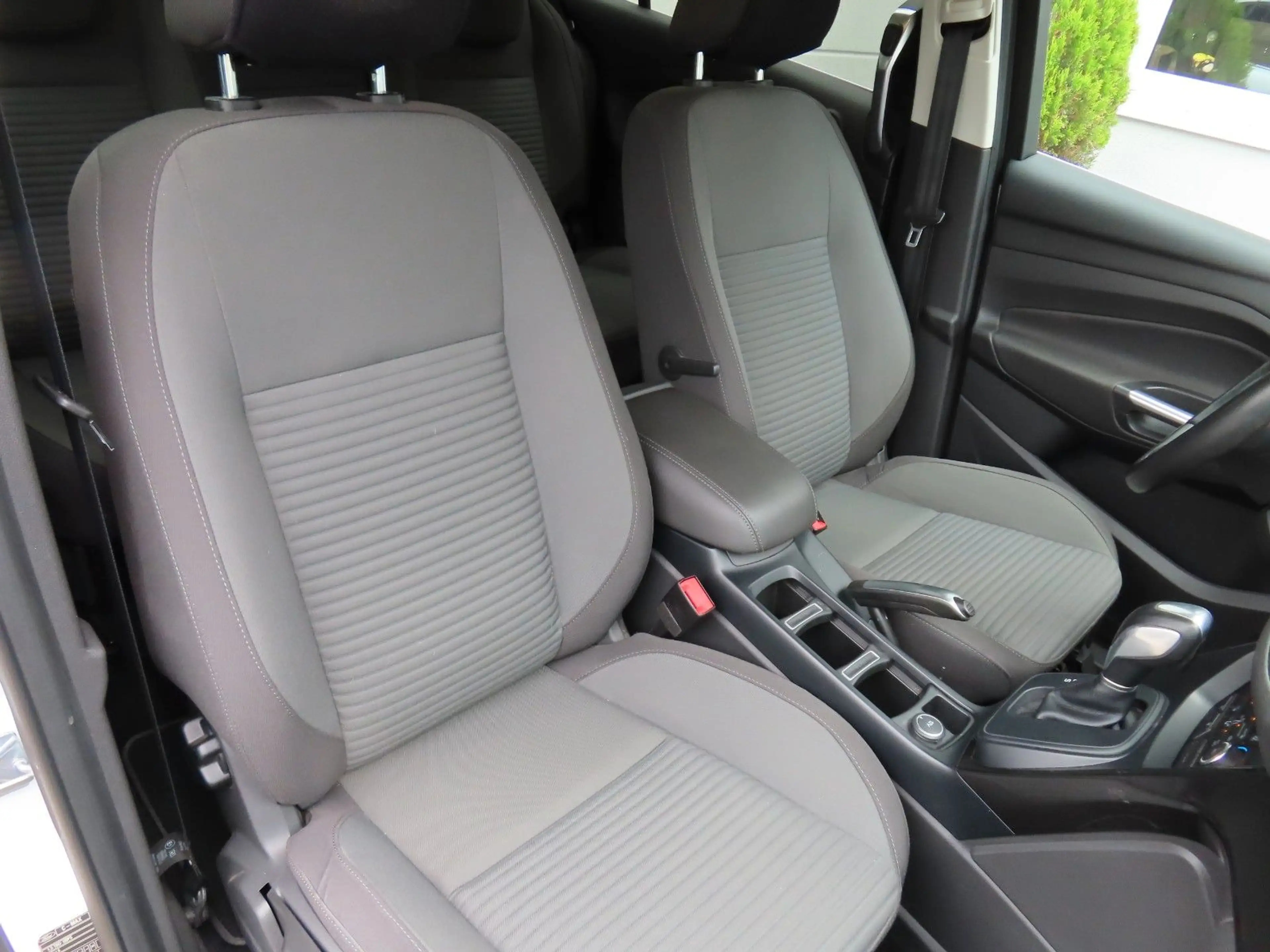 Ford Grand C-Max Grand C-MAX Titanium*Kamera*Sitzheizung*Automat — photo 12