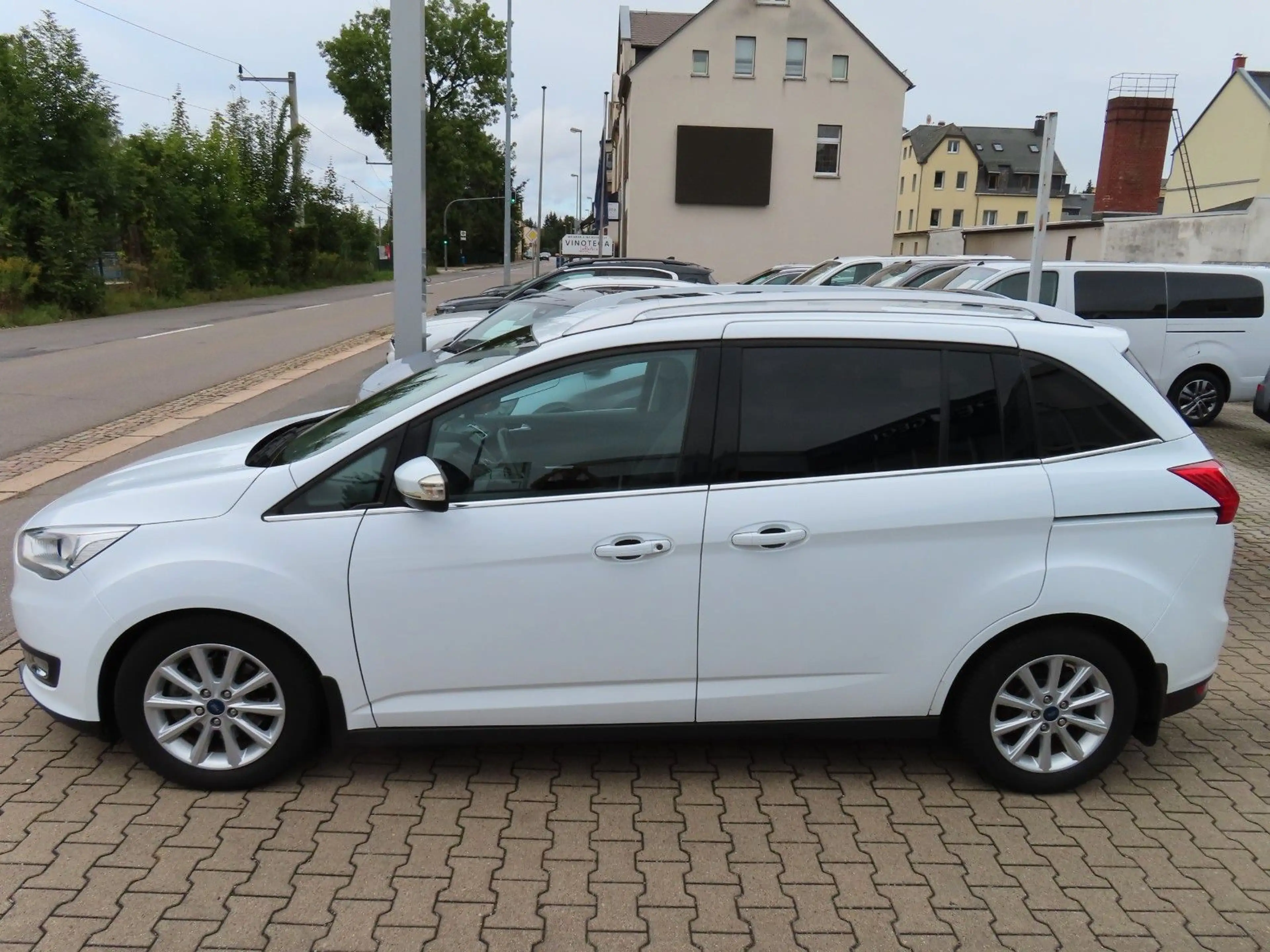 Ford Grand C-Max Grand C-MAX Titanium*Kamera*Sitzheizung*Automat — photo 4