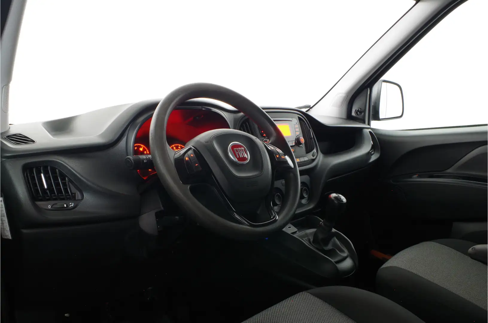 Fiat Doblo Cargo 1.3 MJ L1H1 Actual  Netjes en goed onderhou Zwart - 2
