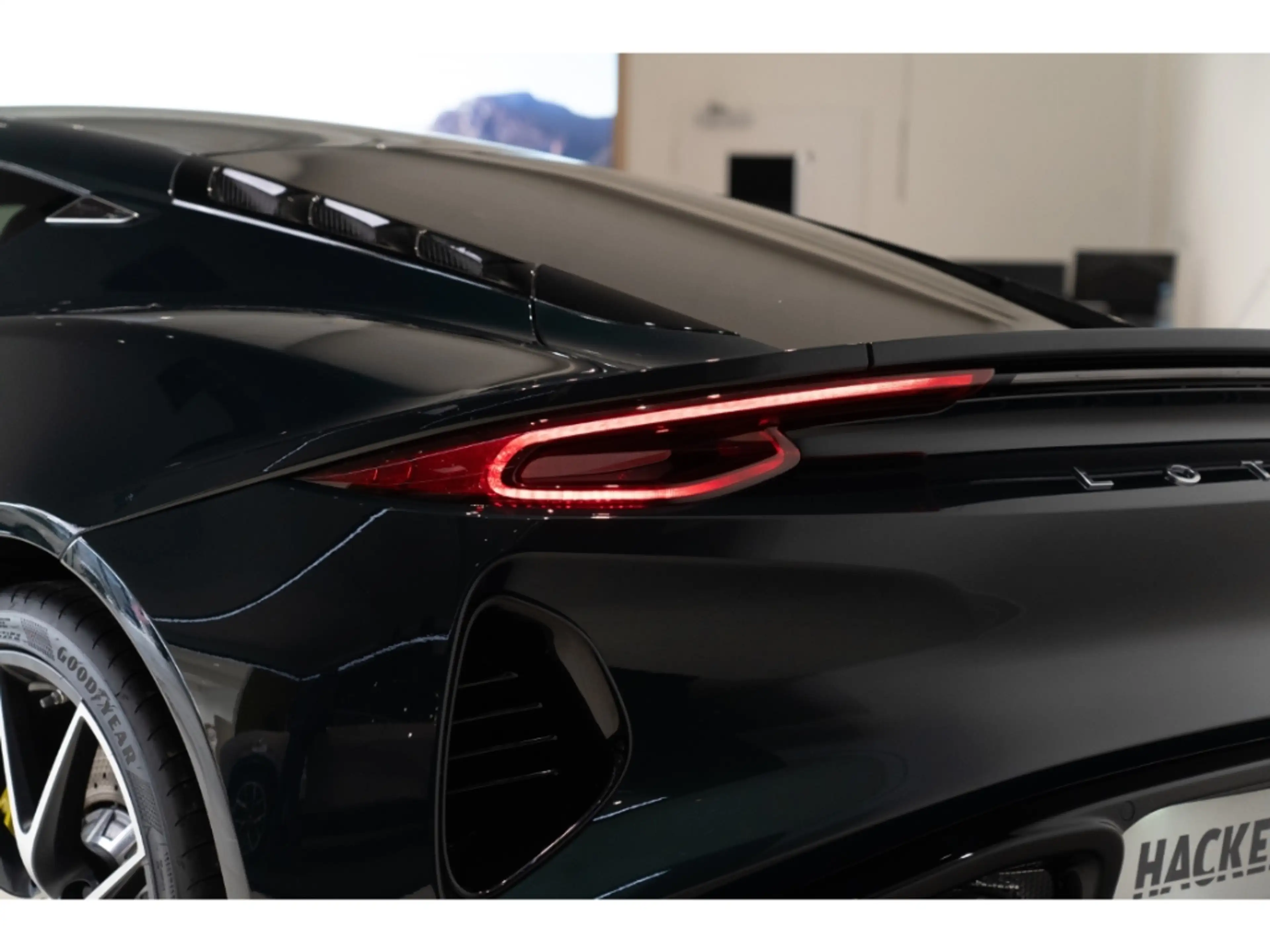 Lotus Emira 3.5 V6 298 kW SE *LOTUS HANNOVER* — photo 14