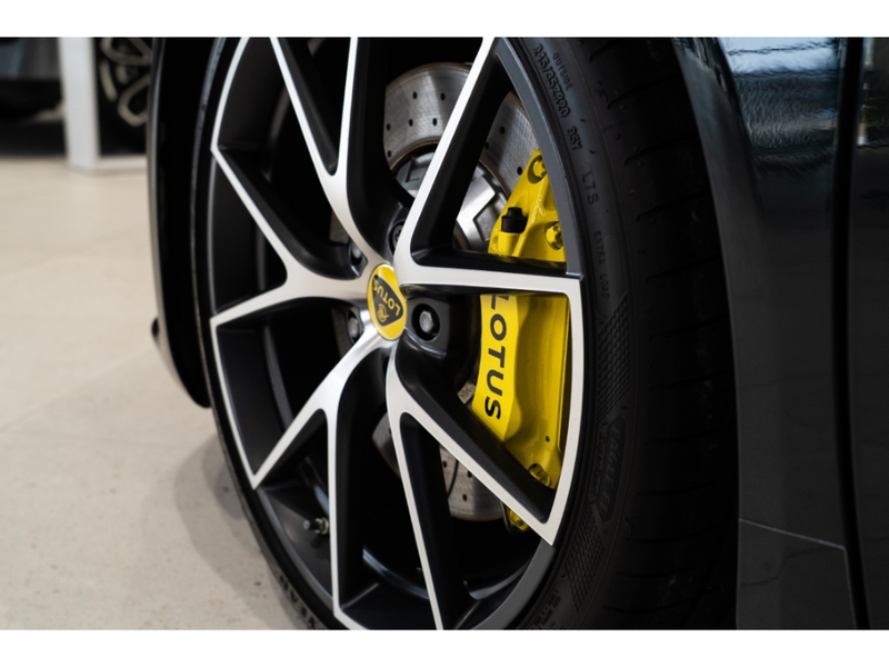 Lotus Emira 3.5 V6 298 kW SE *LOTUS HANNOVER* — photo 11