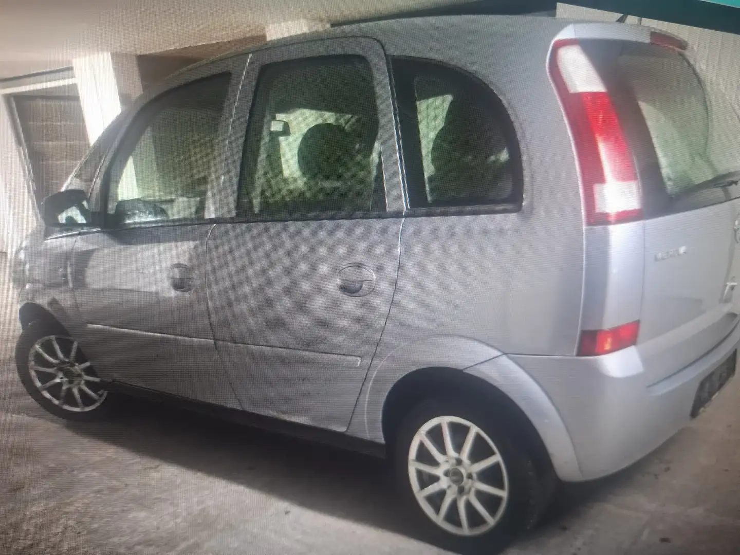 Opel Meriva 74KW/101PS beim kauf TÜV neu Grau - 2