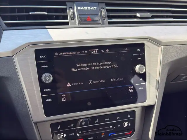 Volkswagen Passat view 26