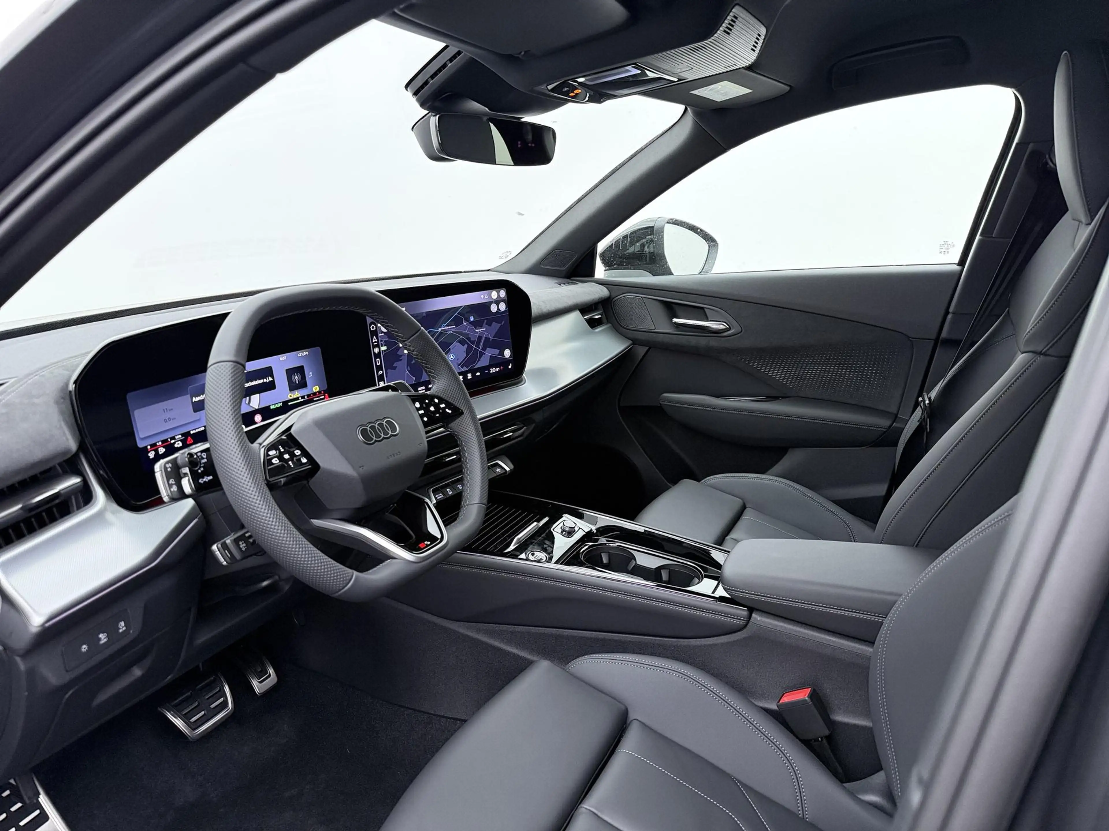 Audi Q3 S edition 1.5 e-hybrid 200 kW / 272 PK | Stoel-/St — photo 2