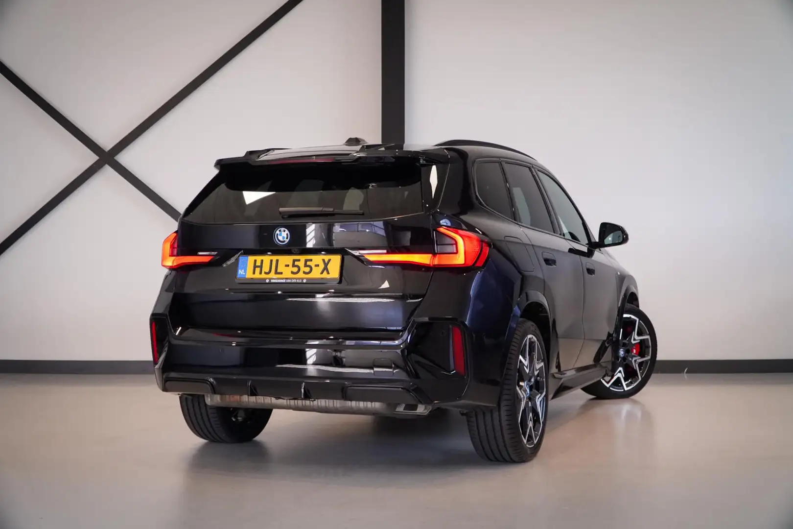 BMW X1 XDrive30e M-Sport Pro | Driving Ass. + | Trekhaak Schwarz - 2