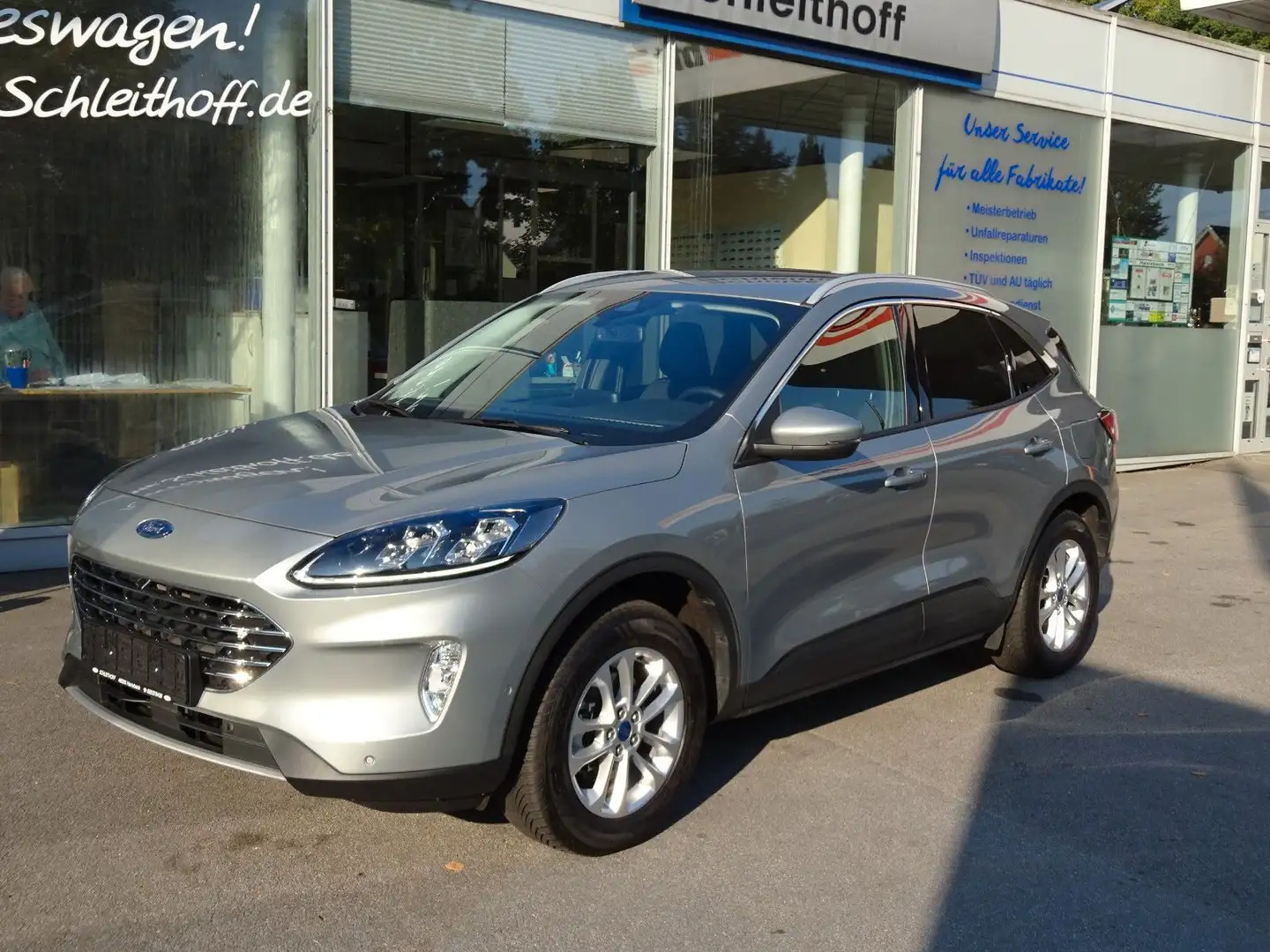 Ford Kuga Hybrid Titanium X 2,5 FHEV 4x4 NAVI/ACC/CAM Grau - 1