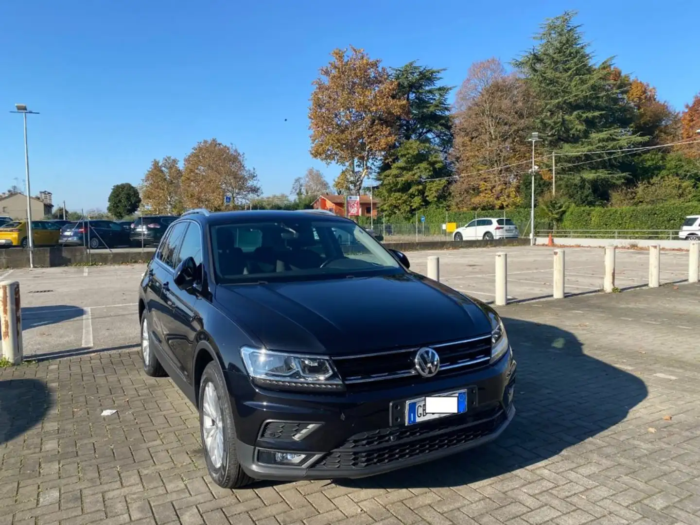 Volkswagen Tiguan 2.0 TDI 150 CV SCR DSG Elegance Nero - 1