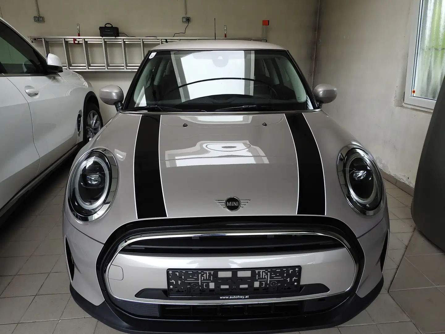 MINI Cooper MINI Cooper Aut. Cooper Grau - 2