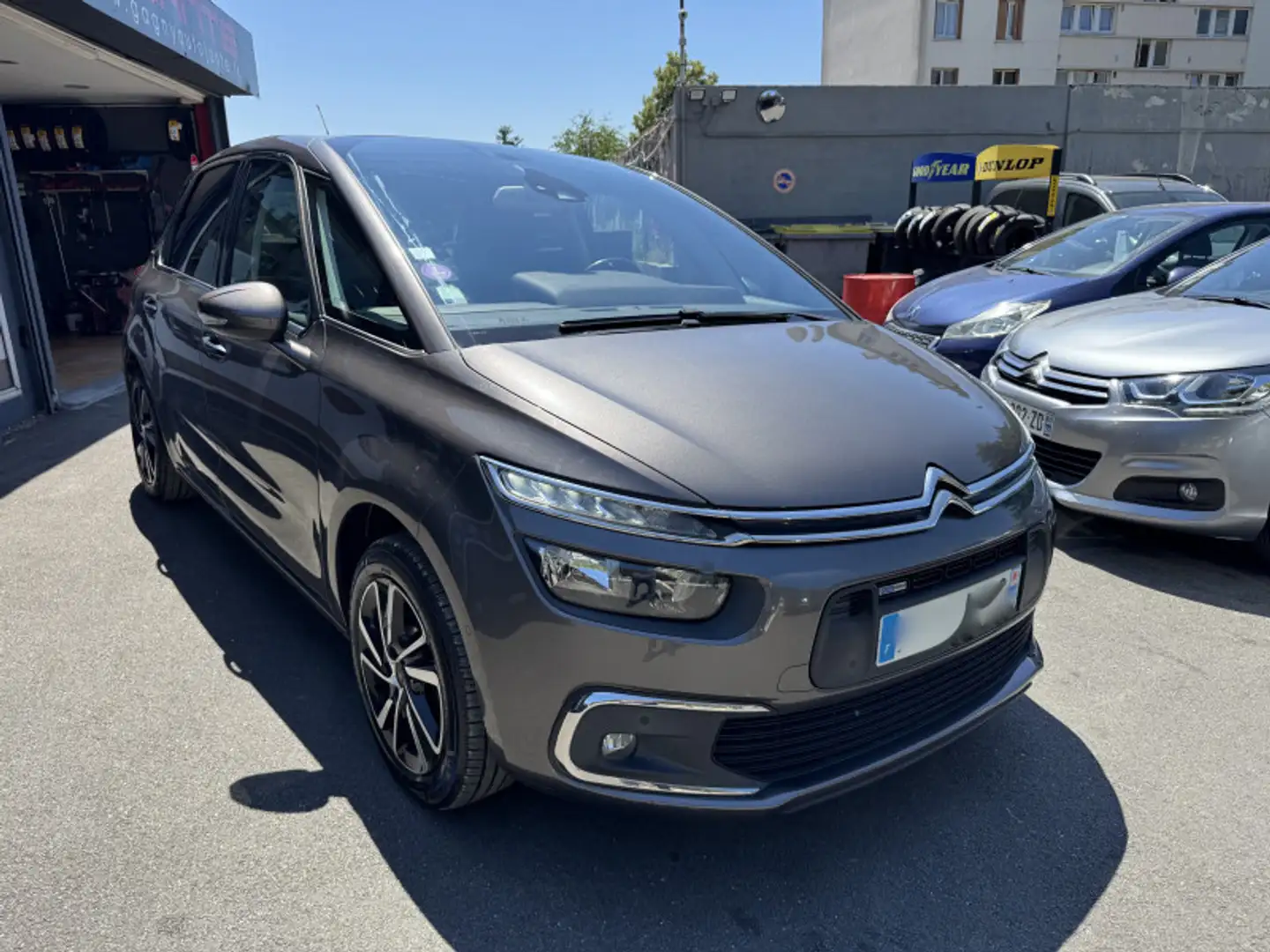 Citroen C4 Picasso PURETECH 130CH FEEL S\u0026S EAT6 BOITE AUTOMATIQU Brown - 2