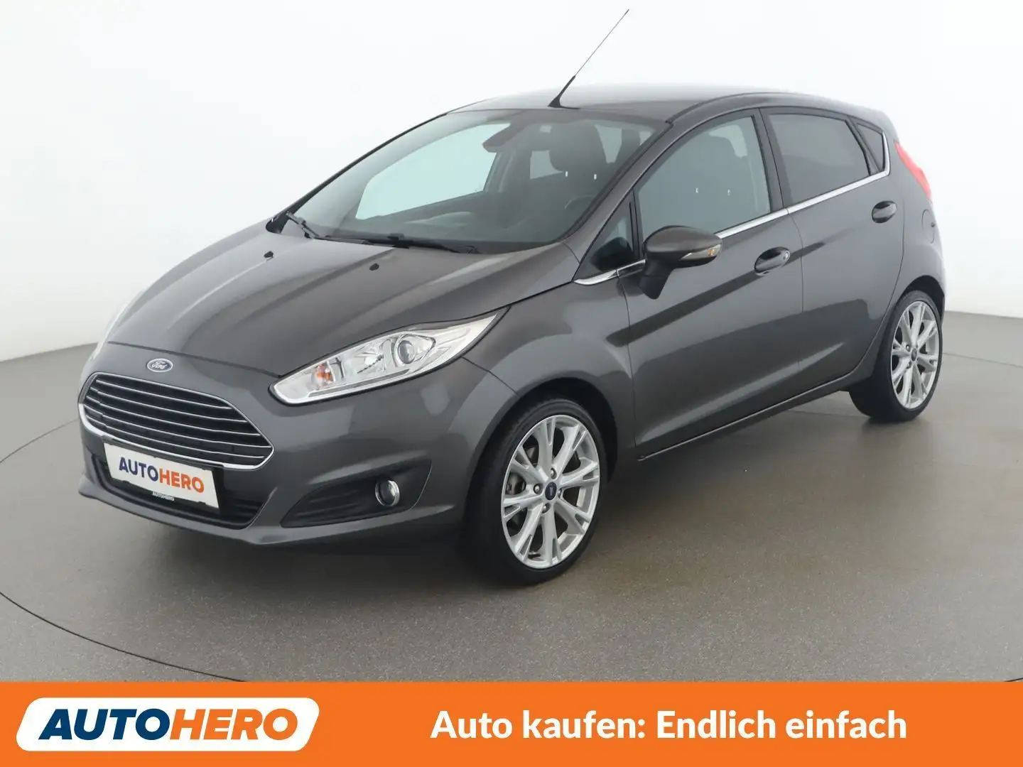 Ford Fiesta 1.0 EcoBoost Titanium Grau - 1