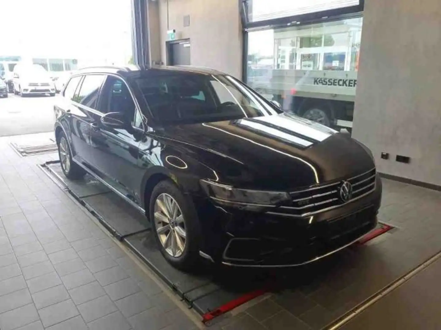 Volkswagen Passat Variant GTE DSG LED+NAVI+AHK+ACC+DAB+SHZ Schwarz - 2