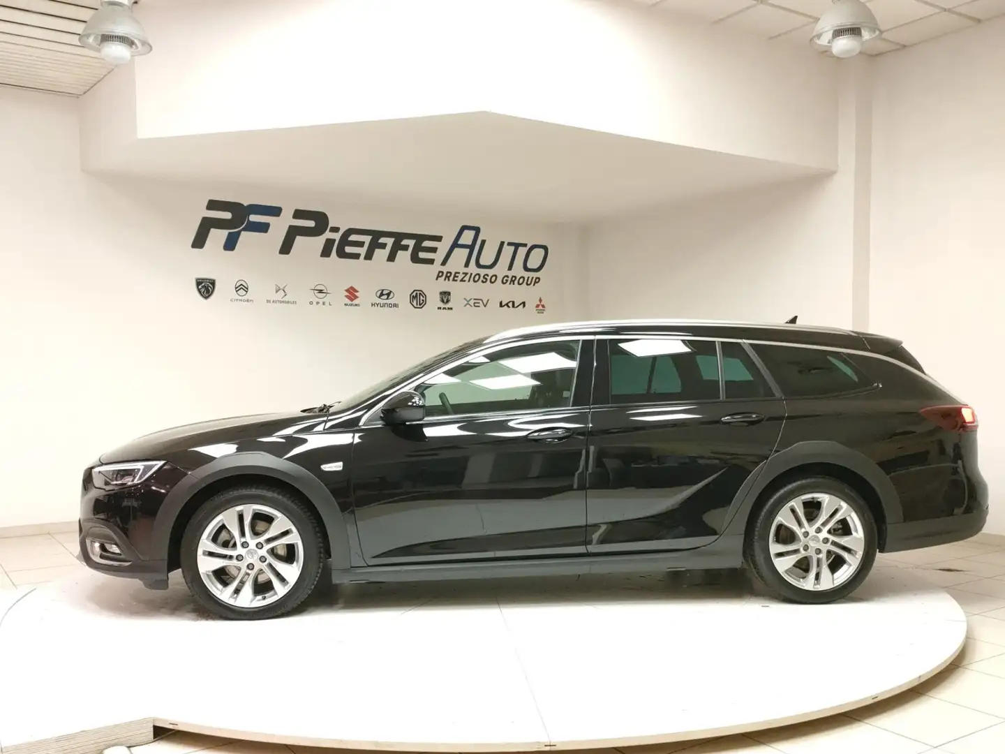 Opel Insignia 2ª serie - Insignia 2.0 BiTurbo CDTI S&S AWD aut. Schwarz - 2