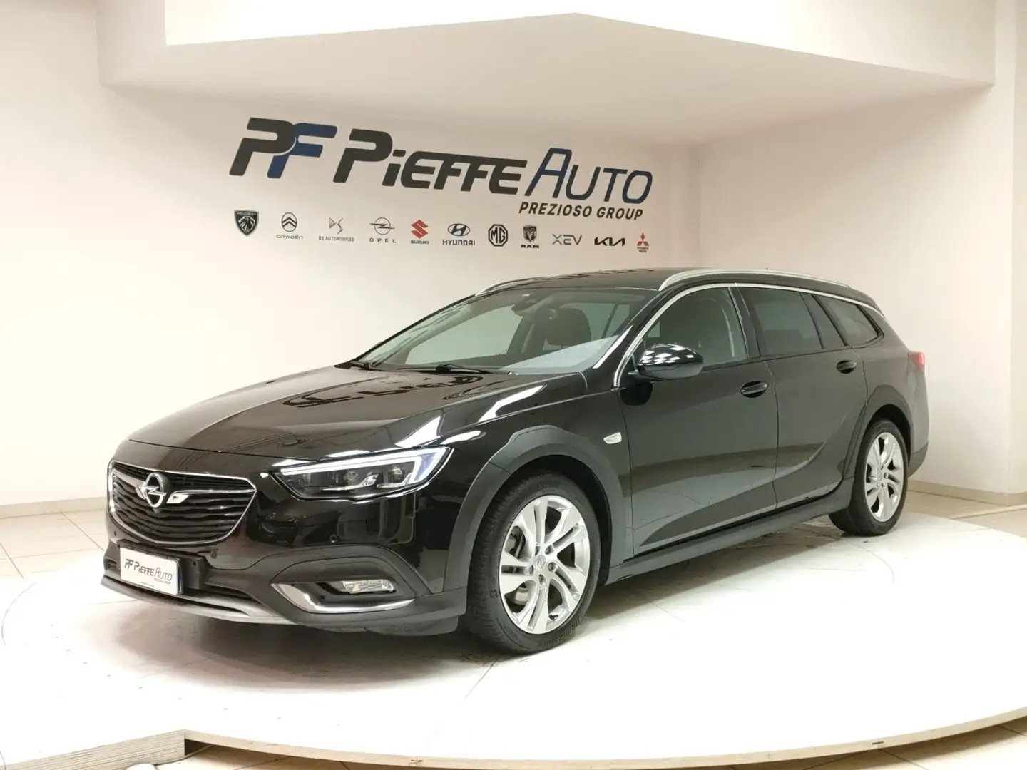 Opel Insignia 2ª serie - Insignia 2.0 BiTurbo CDTI S&S AWD aut. Schwarz - 1