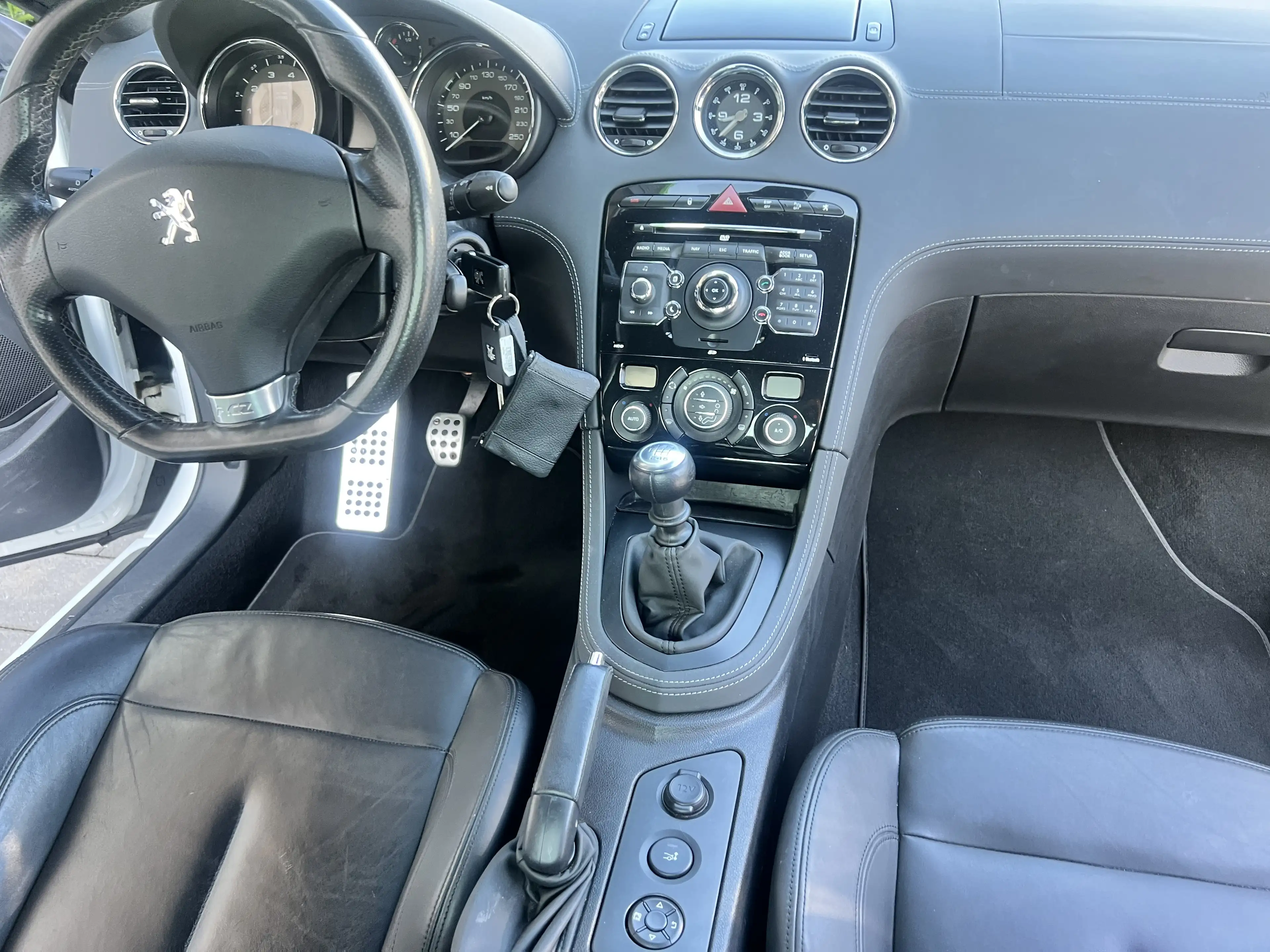 Peugeot RCZ NAVI-XENON-LEDER- — photo 8