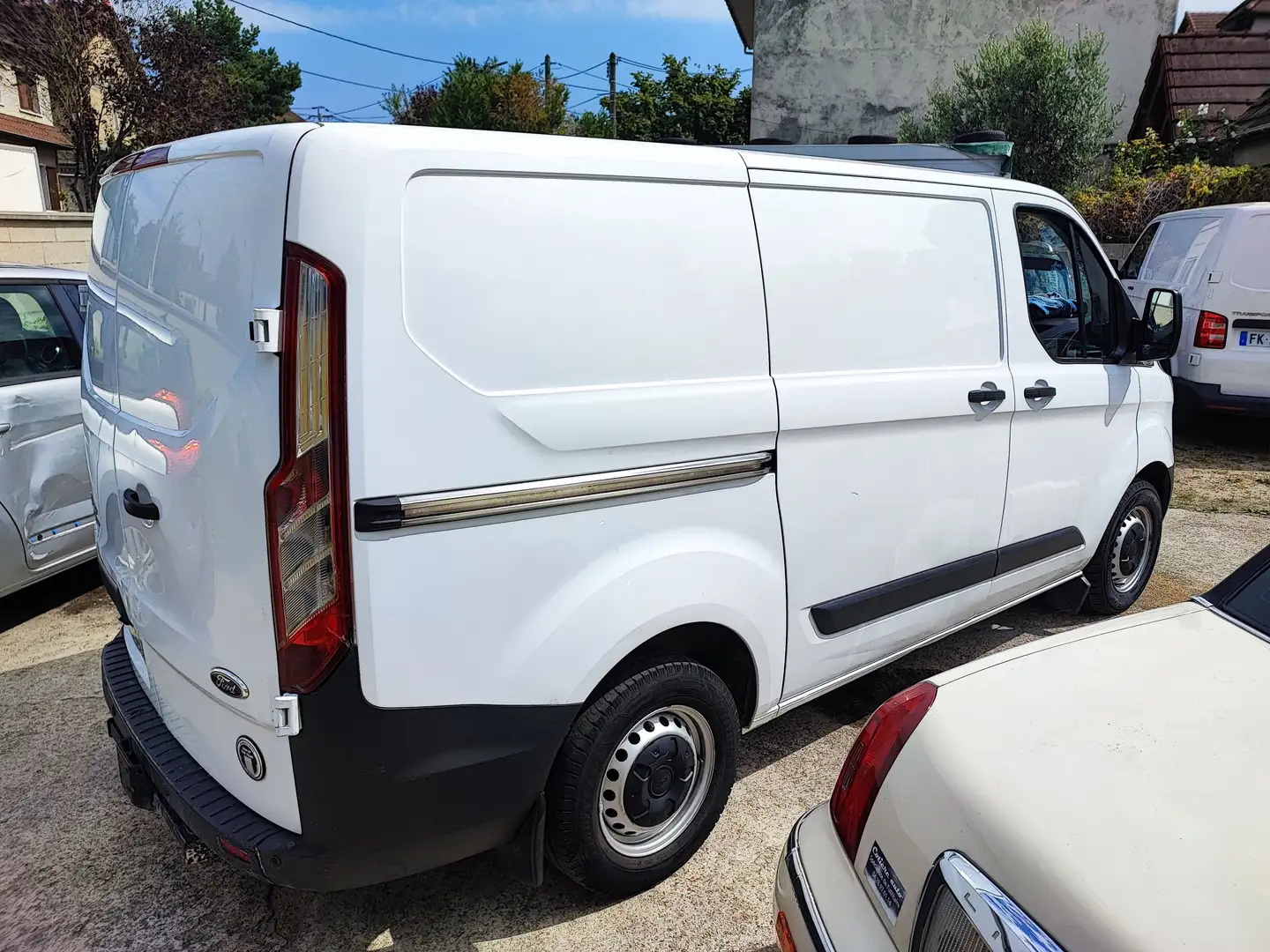 Ford Transit Custom 2.2 TDCI 100 Blanc - 2
