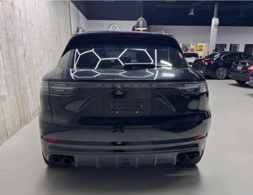 2023 Porsche Cayenne PLATINUM EDITION E-HYBRID AWD — снимка 1