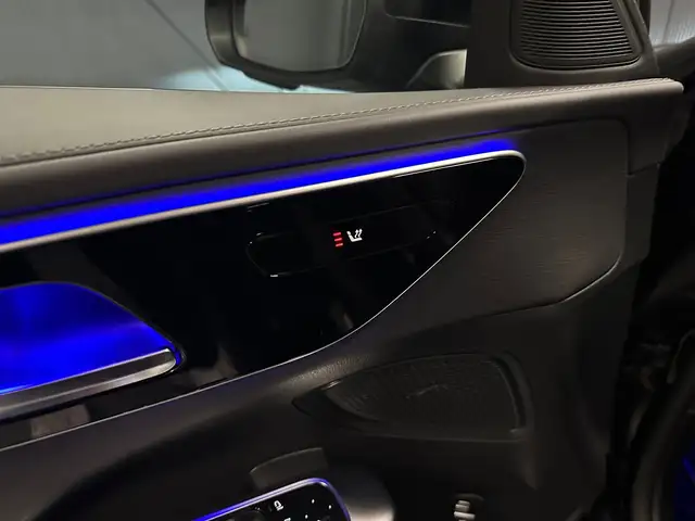 Mercedes-Benz 300 view 15