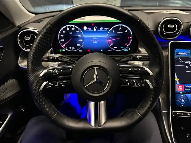 Mercedes-Benz 300 view 18