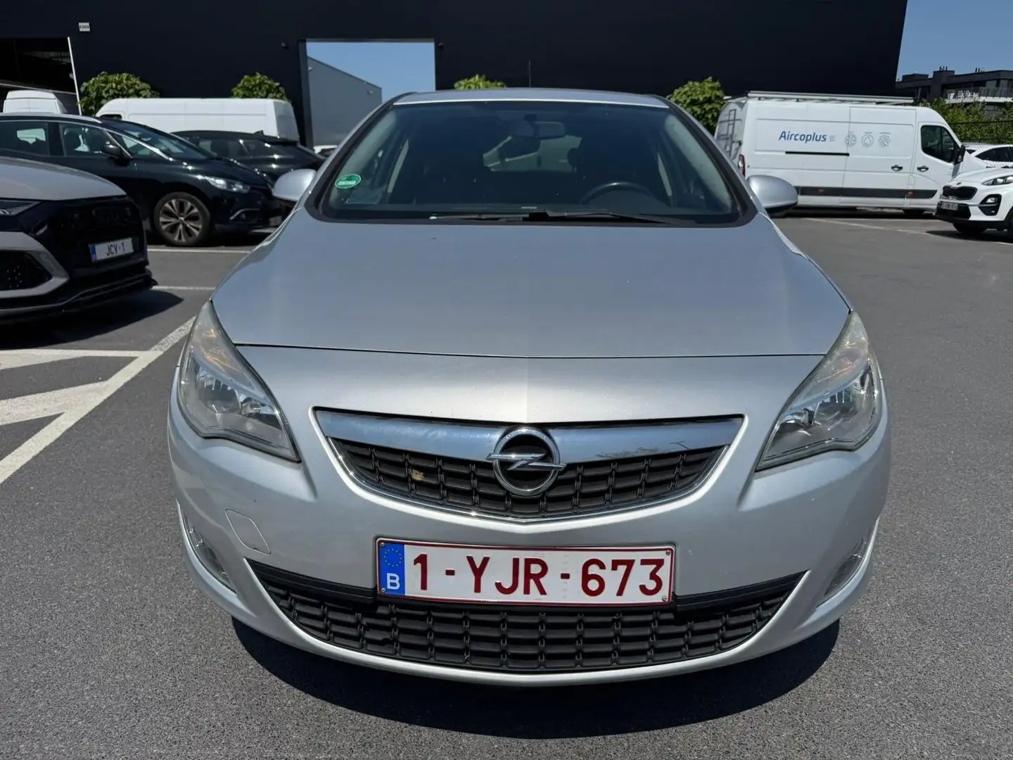 Opel Astra Astra 1.6i Enjoy 150 Years Gris - 1