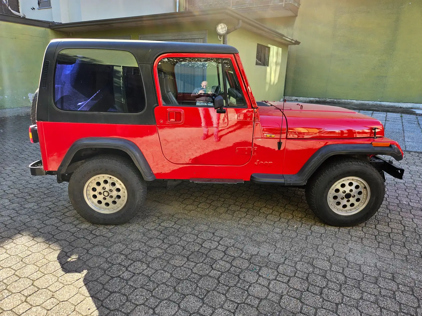 Jeep Wrangler Wrangler Yj 2.5 benzina Rouge - 1