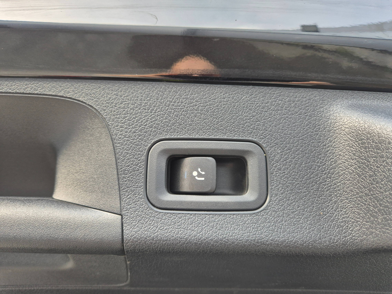 Mercedes-Benz CLA 250 e PHEV // HYBRID // 2023 !! — photo 11