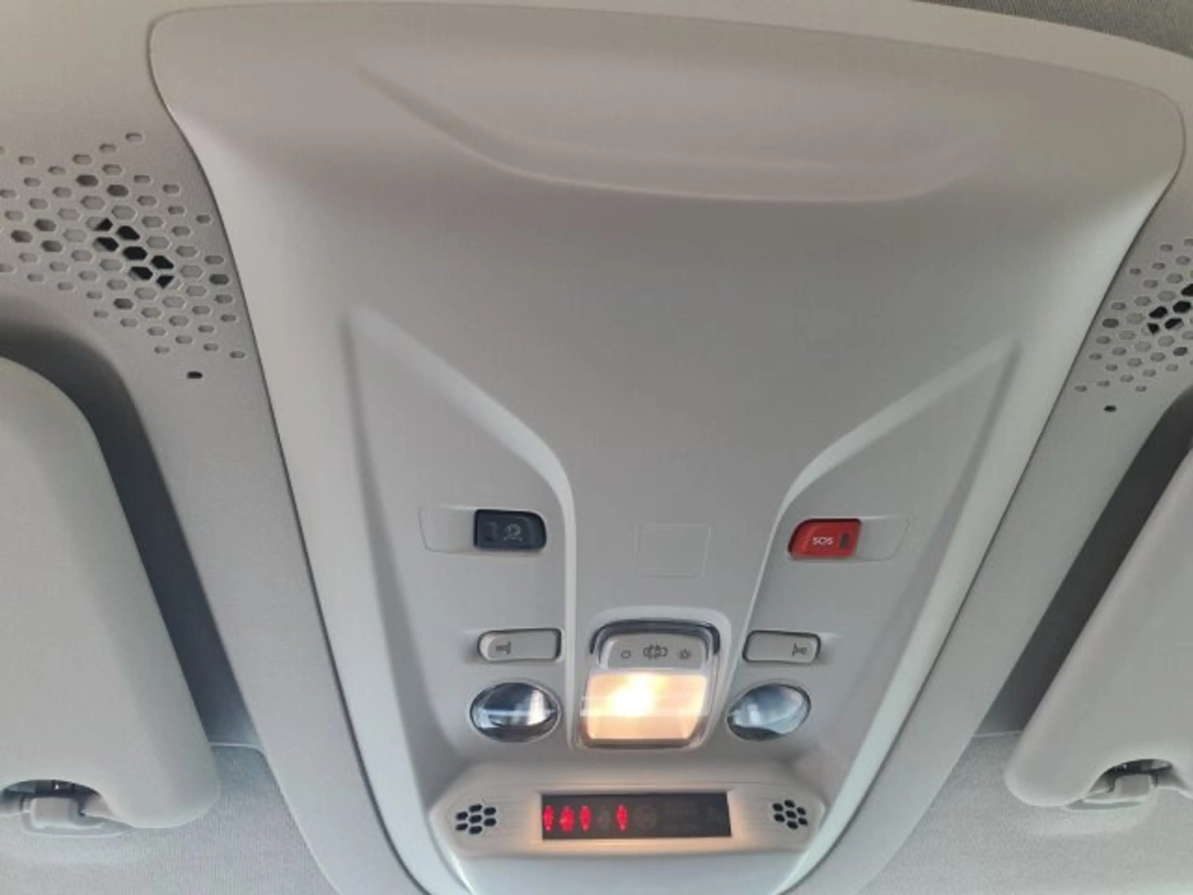Citroen Berlingo Berlingo XL Plus 1.5D 130 +180°Kamera+FSH+SHZ+ — photo 18
