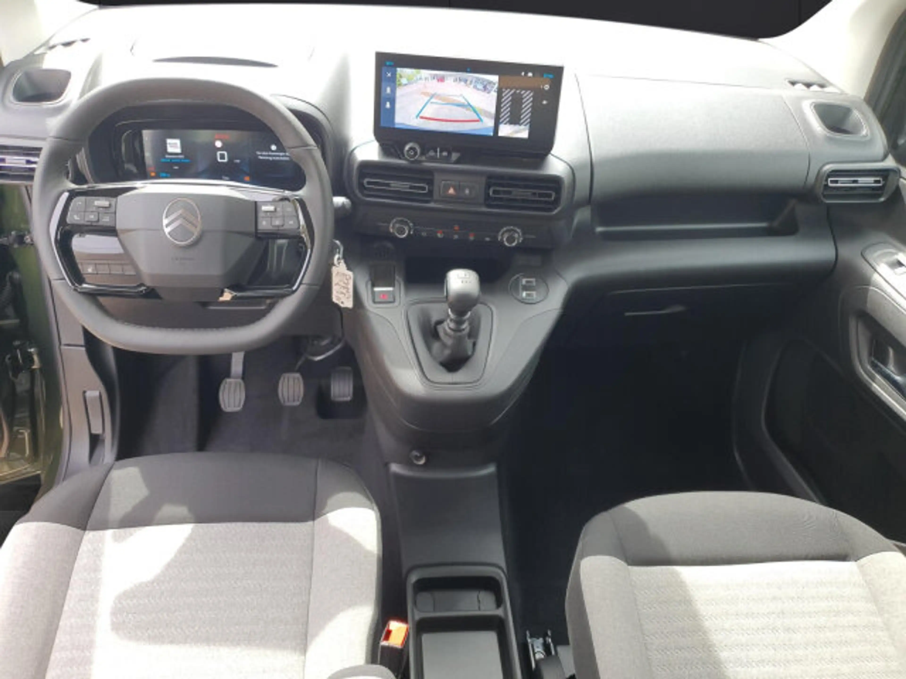 Citroen Berlingo Berlingo XL Plus 1.5D 130 +180°Kamera+FSH+SHZ+ — photo 12