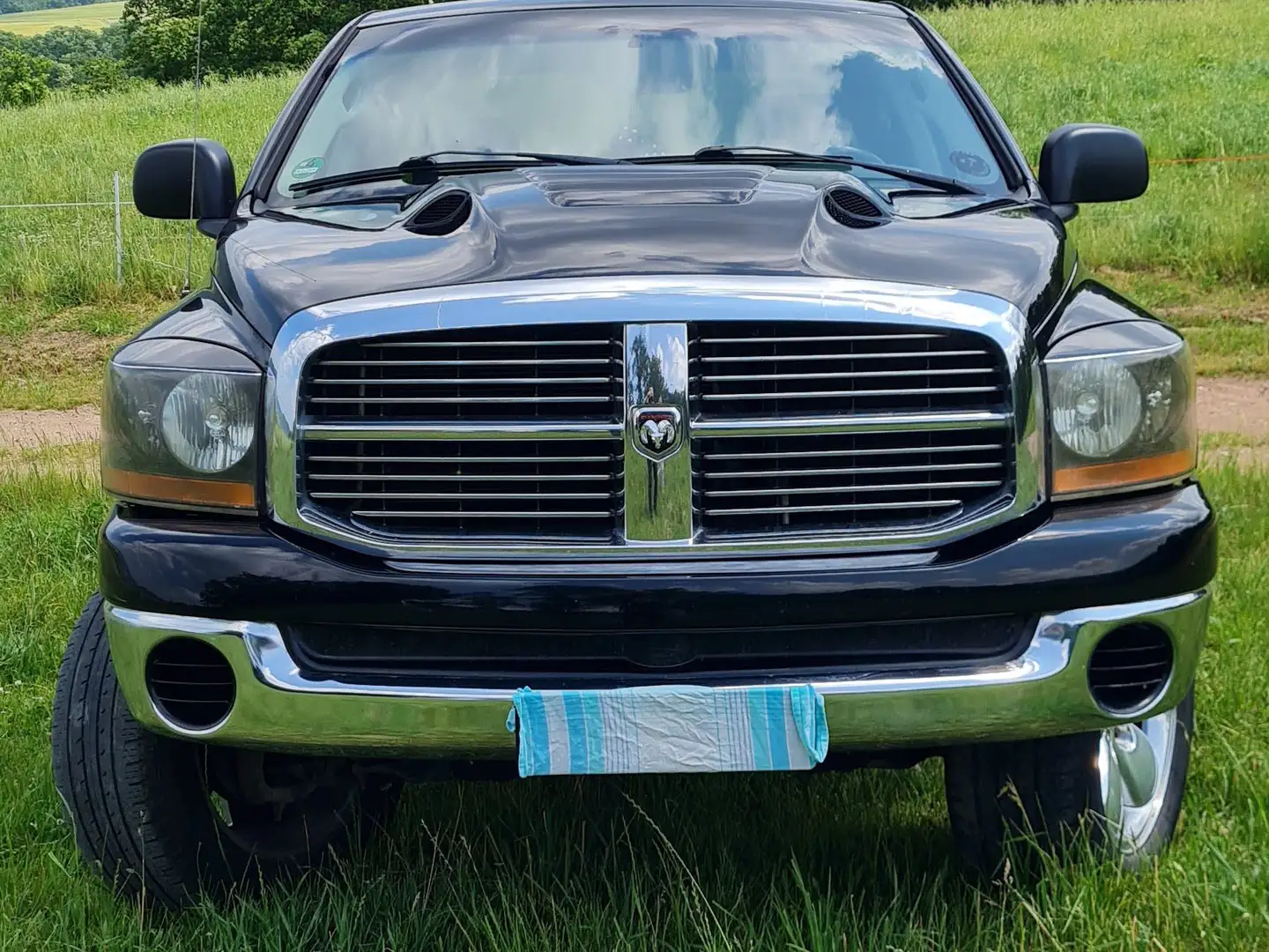 Dodge RAM Schwarz - 1