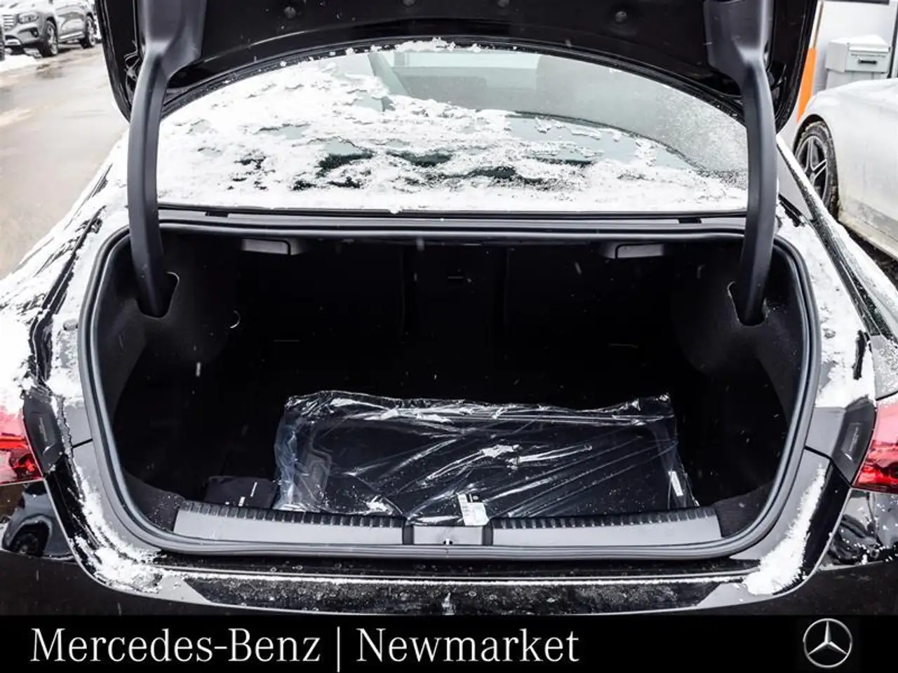Mercedes-Benz CLA снимка Mercedes-Benz CLA