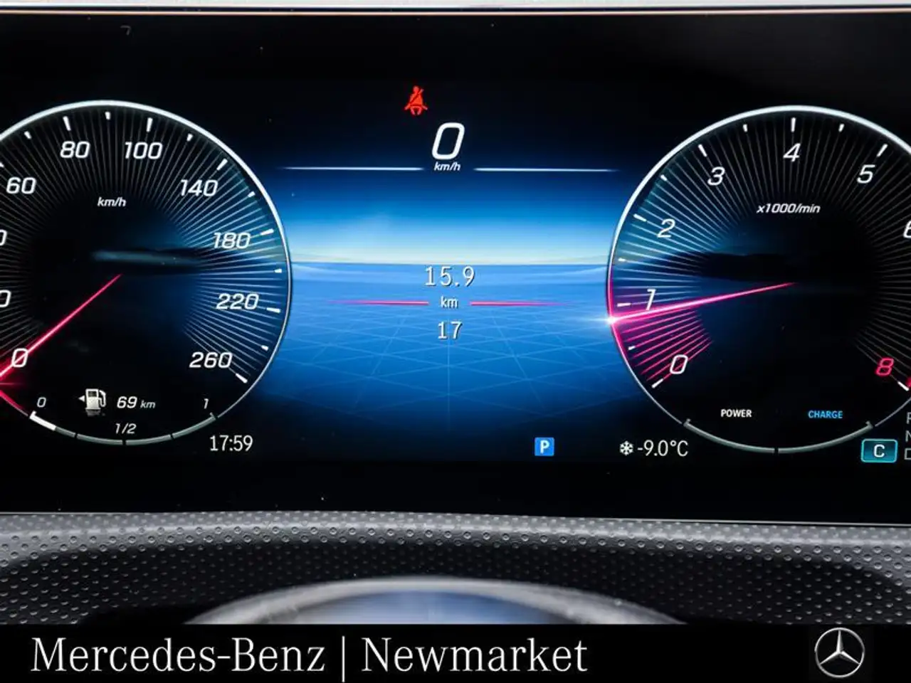 Mercedes-Benz CLA снимка Mercedes-Benz CLA