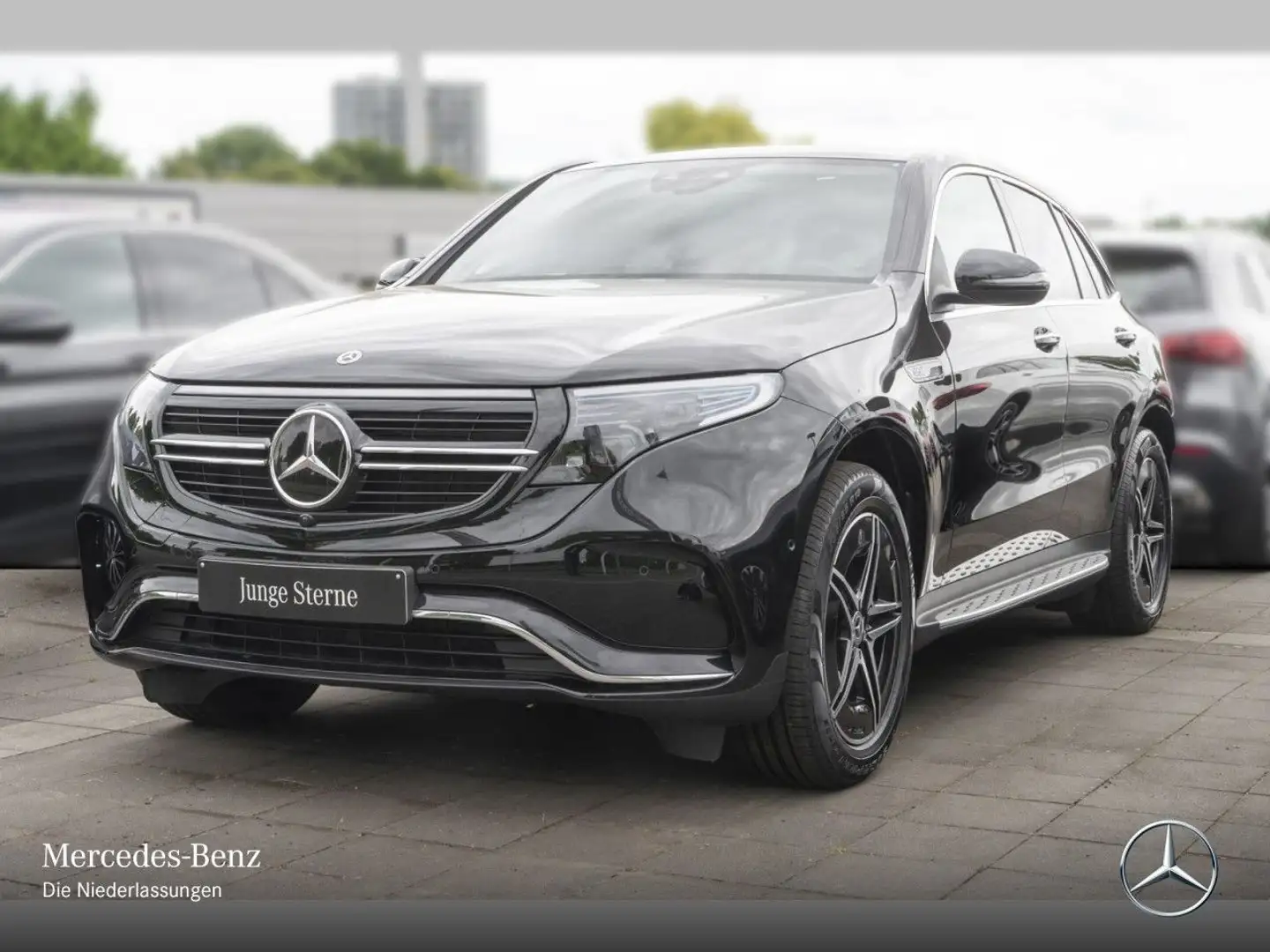 Mercedes-Benz EQC 400 4M AMG+MULTIBEAM+FAHRASS+KAMERA+19"+HUD Schwarz - 2