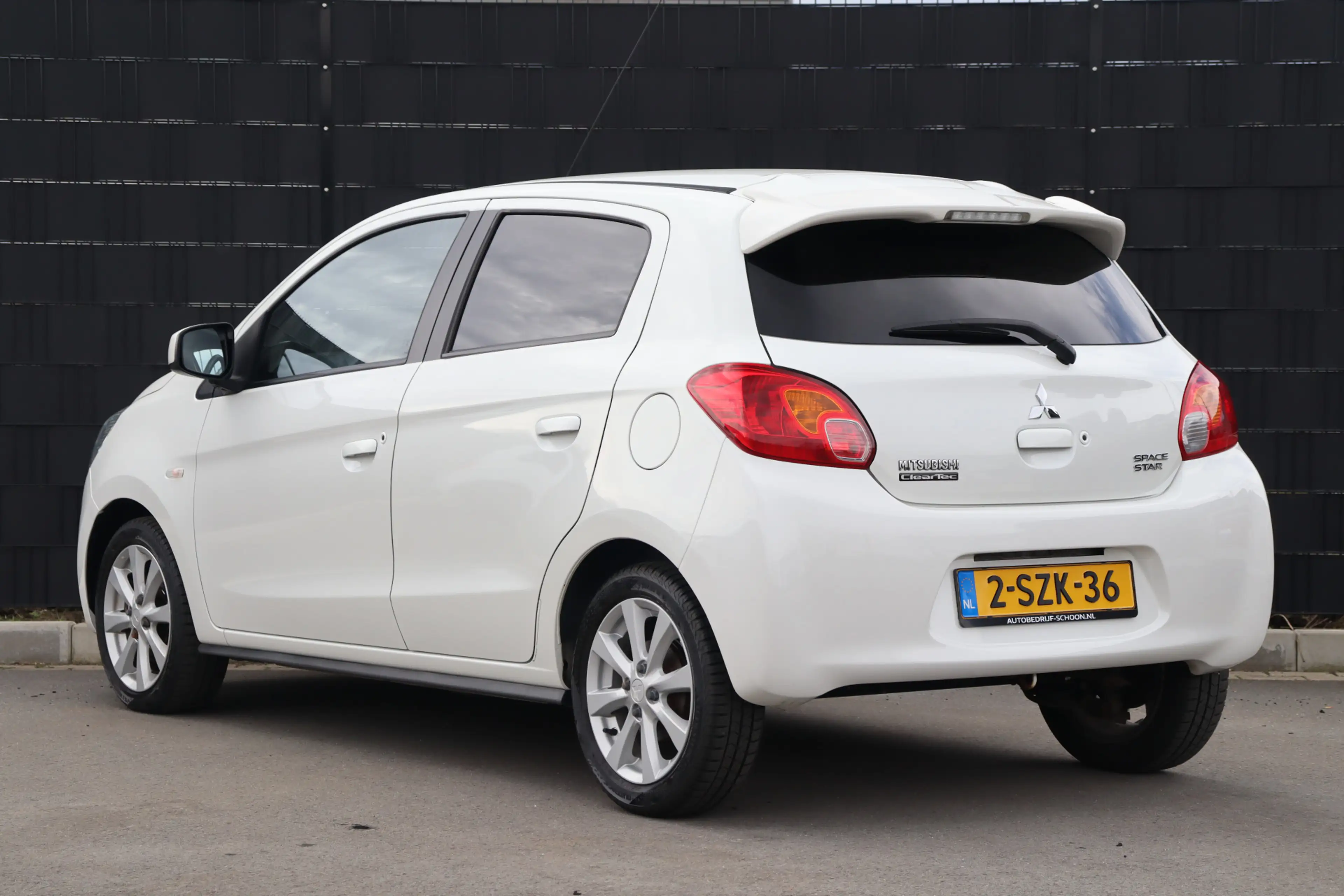 Mitsubishi Space Star 1.2 Intense+ | Climate Control | Keyless | Radio-c — photo 4
