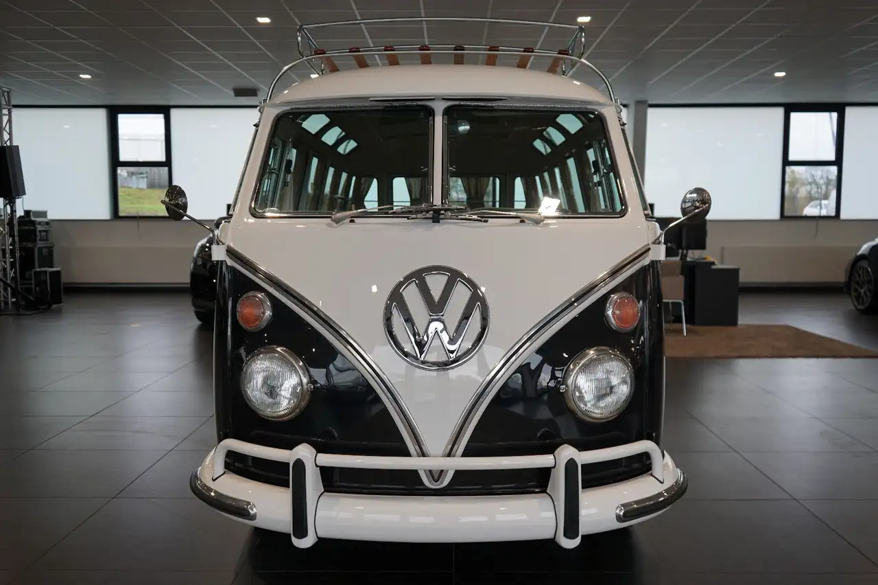 Volkswagen T1 Samba Umbau | Faltdach | 23 Fenster, foto 6
