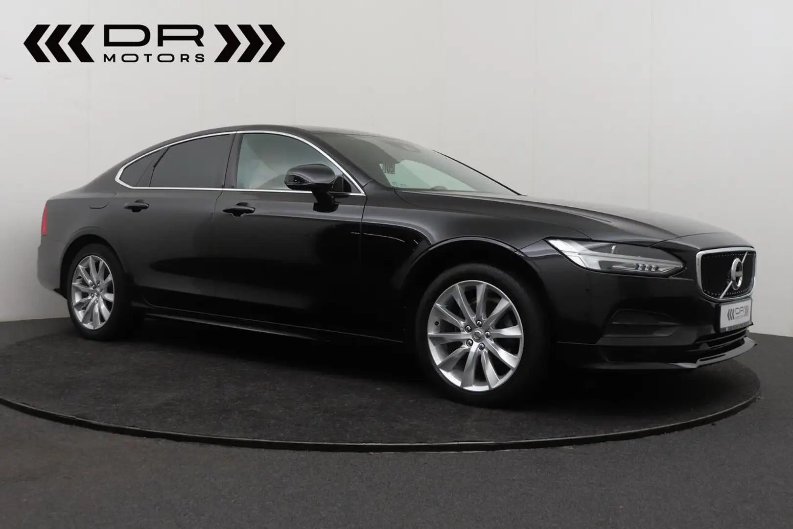 Volvo S90 2.0 D3 Momentum PRO - DAB - CARPLAY - LEDER Noir - 2