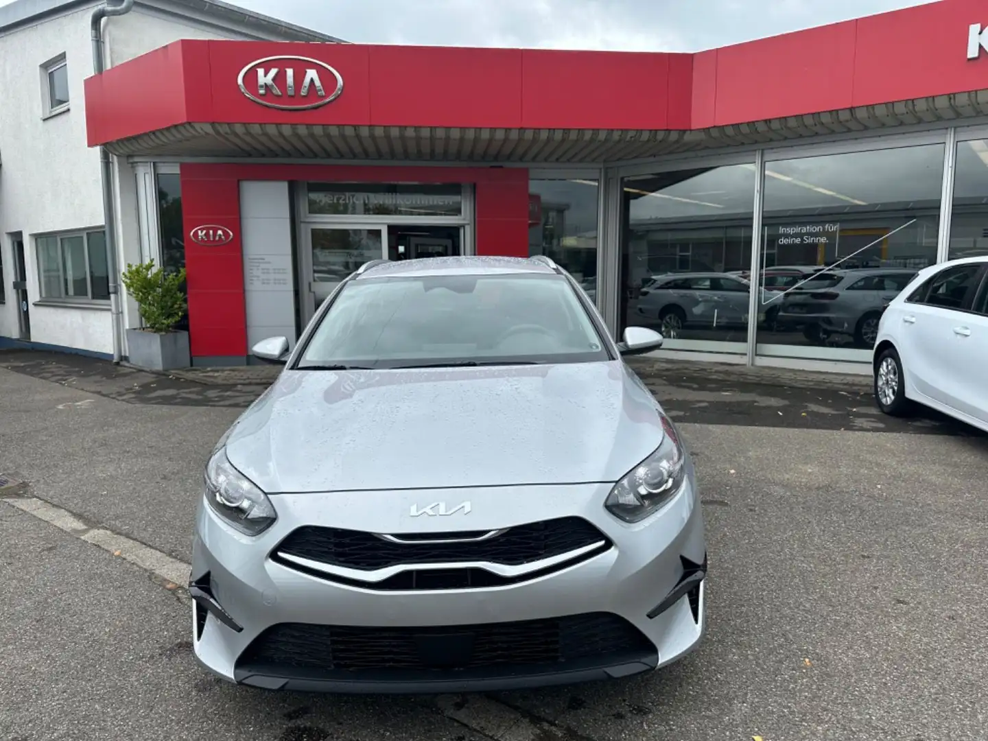Kia Ceed SW / cee'd SW Ceed SW 1.5 T-GDI DCT7 OPF Vision KOMF Silber - 2
